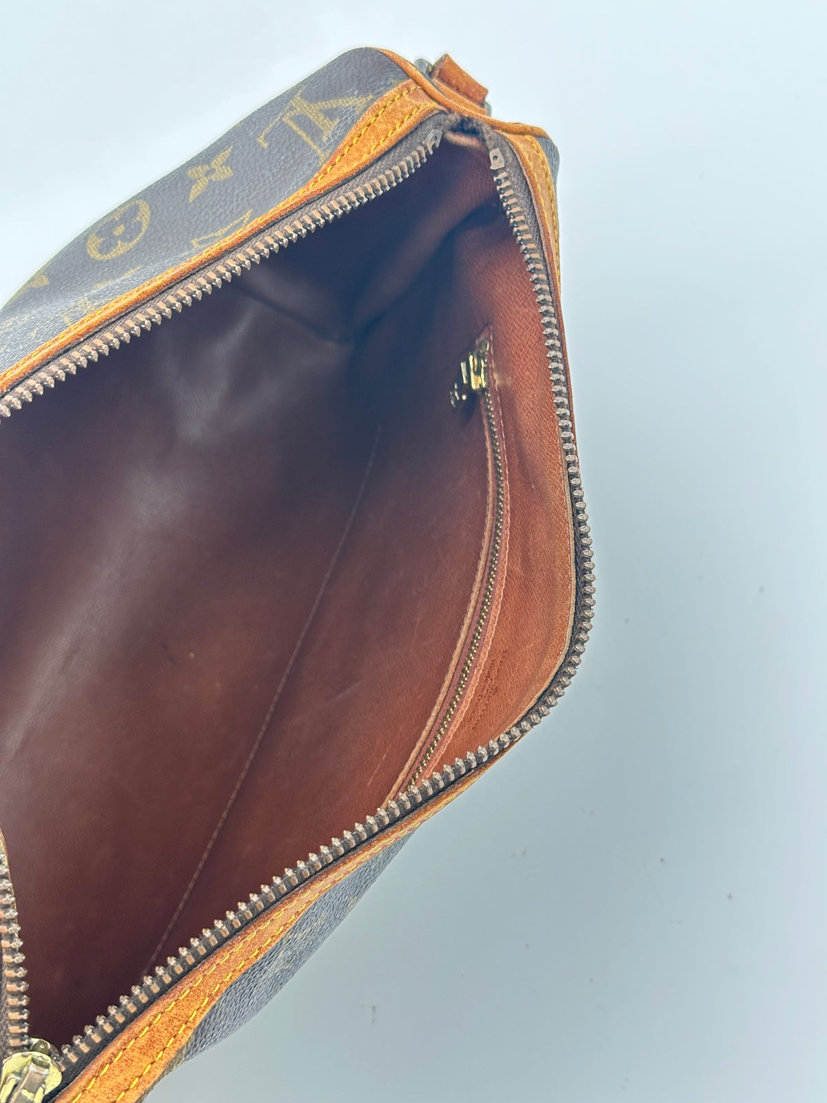 Louis Vuitton Tulle Lee