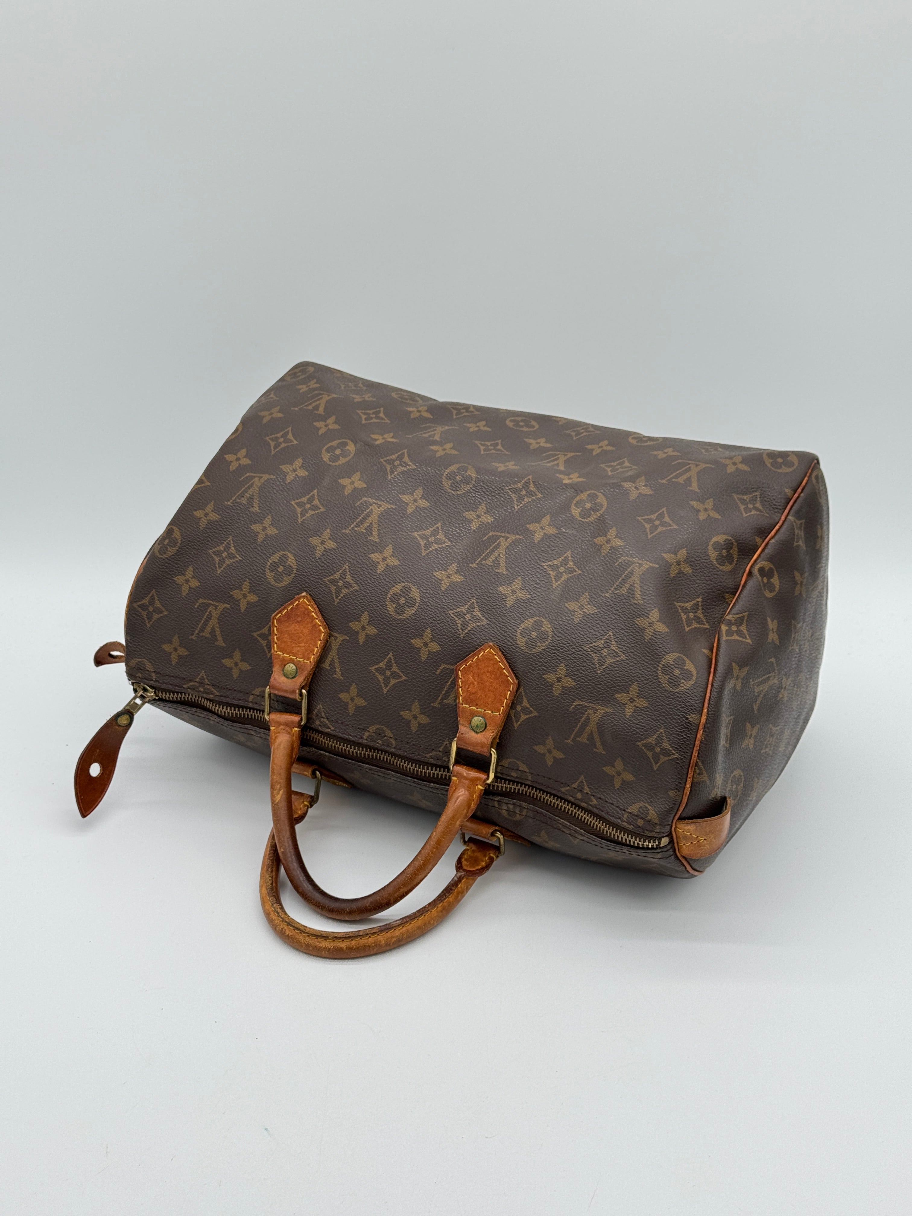 Louis Vuitton Speedy 35