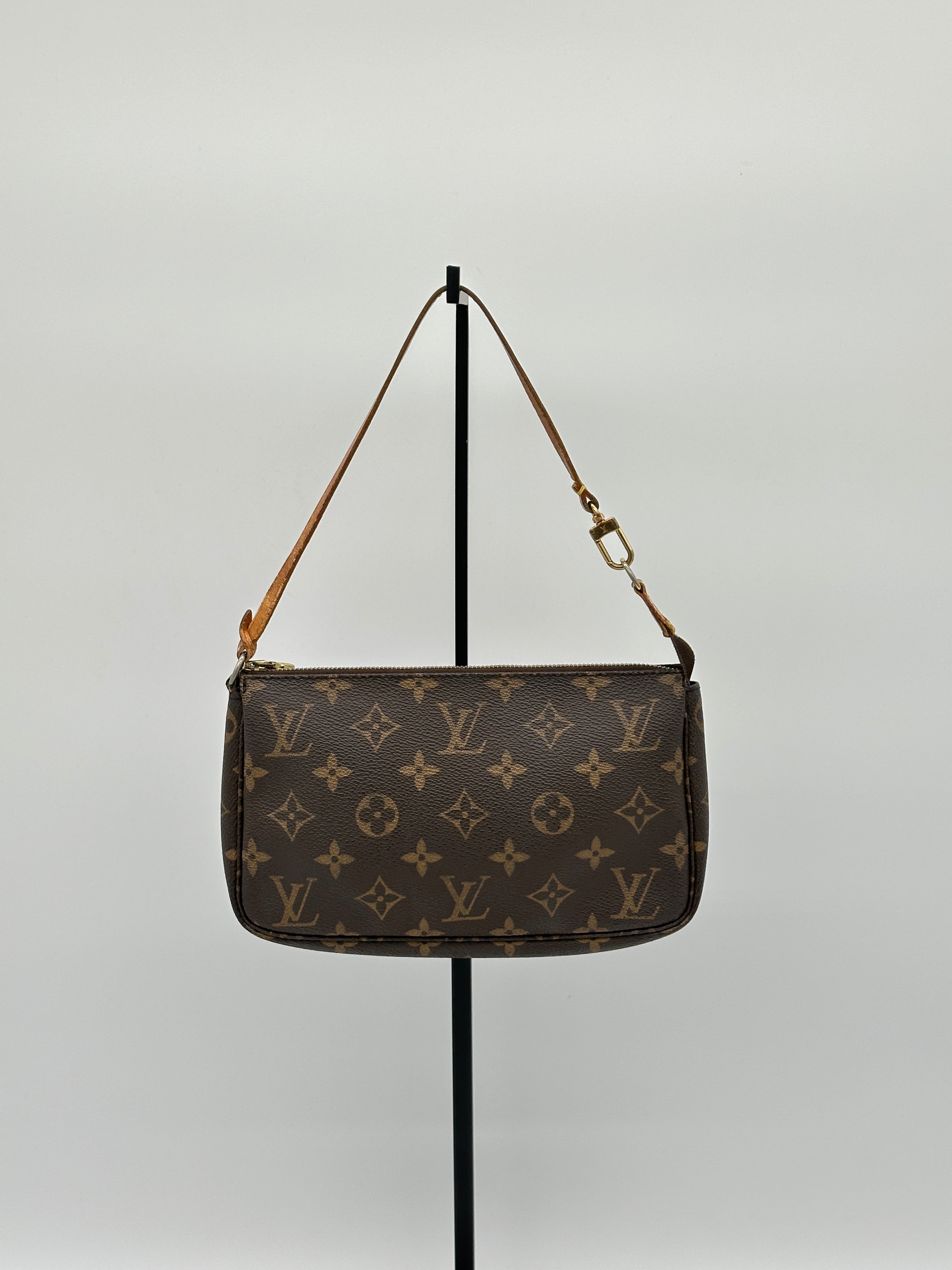 Louis Vuitton Pochette Accessoires
