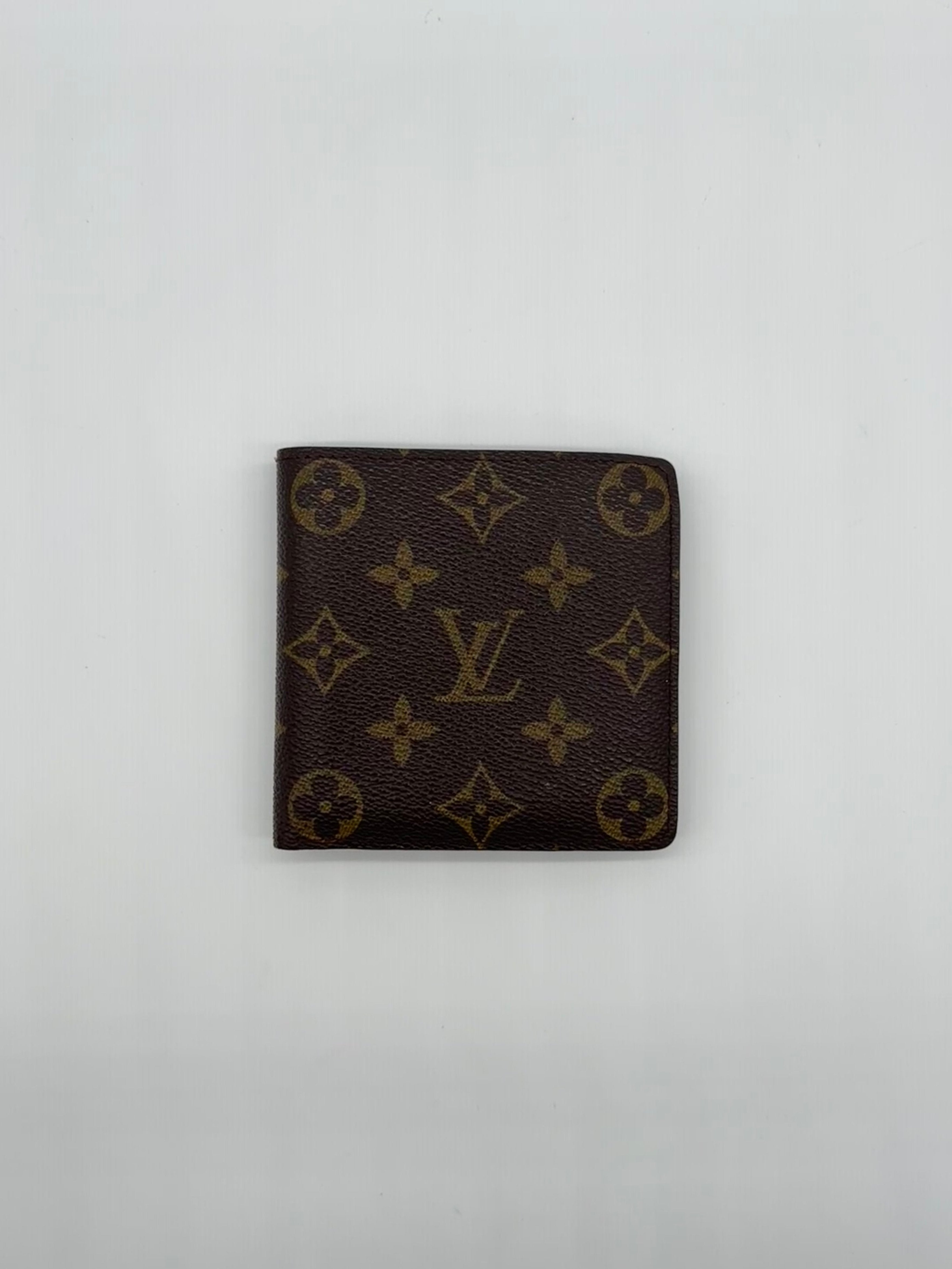 Louis Vuitton Marco Wallet