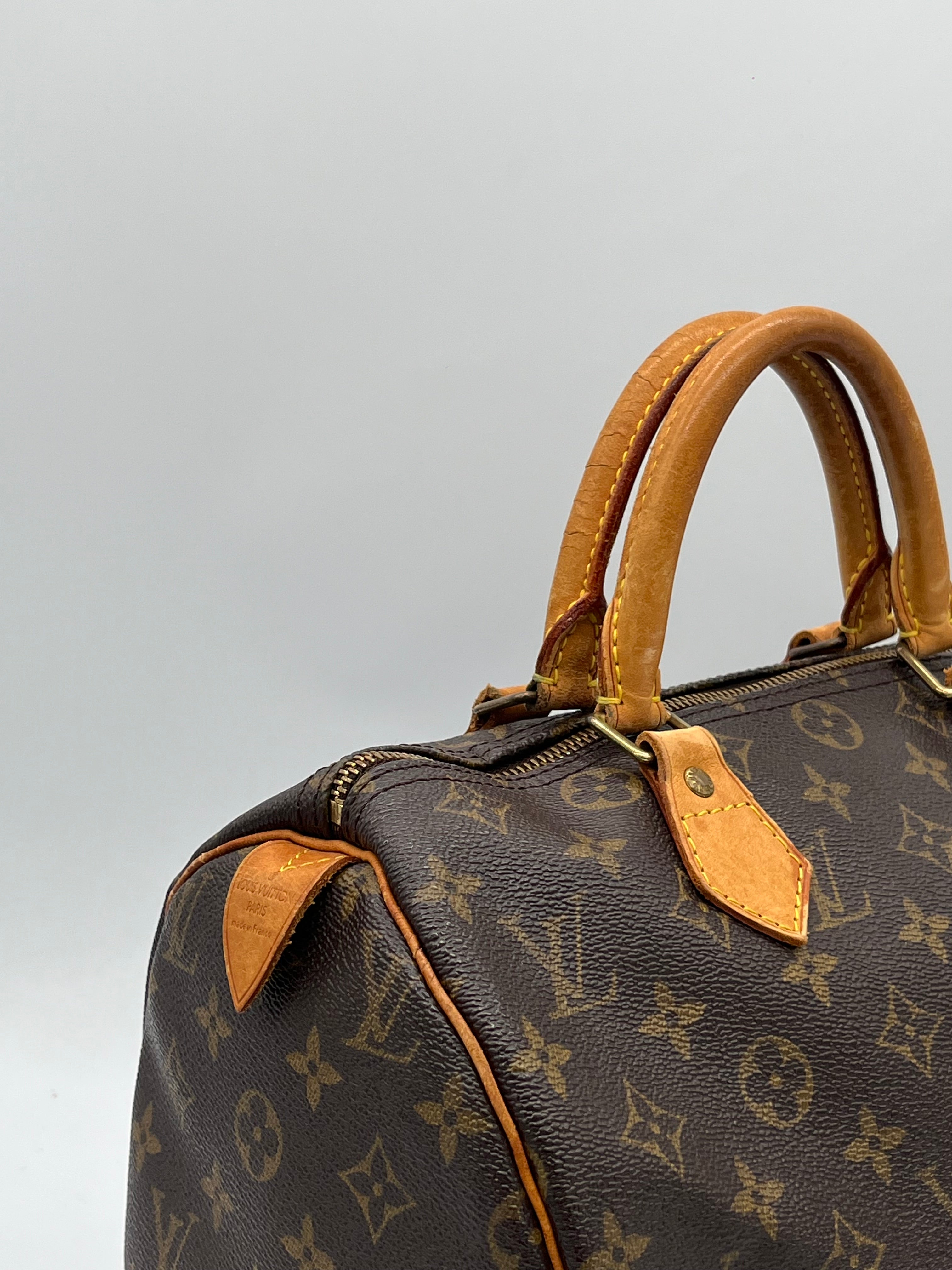 Louis Vuitton Speedy 30