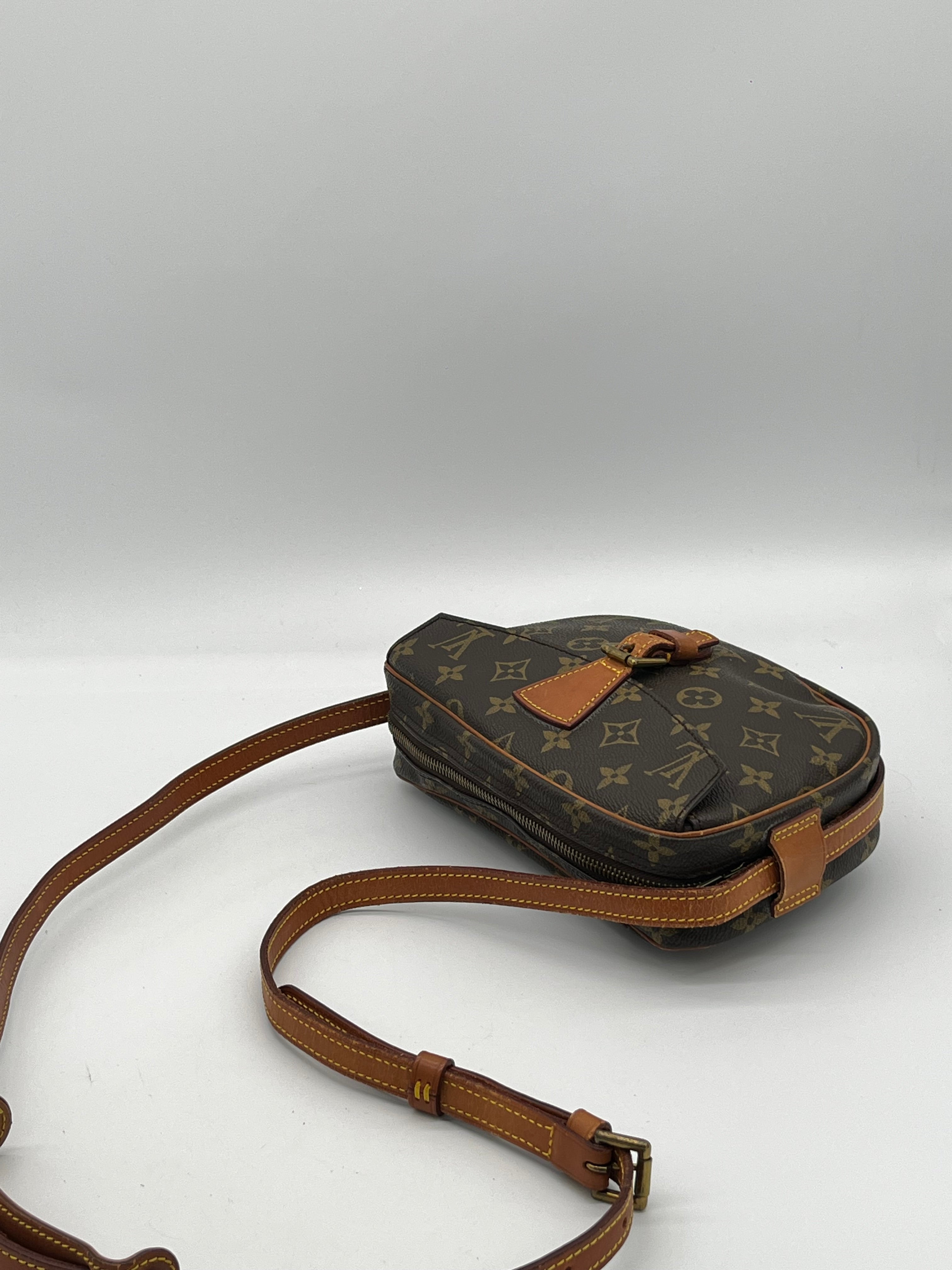 Louis Vuitton Jeune Fille PM