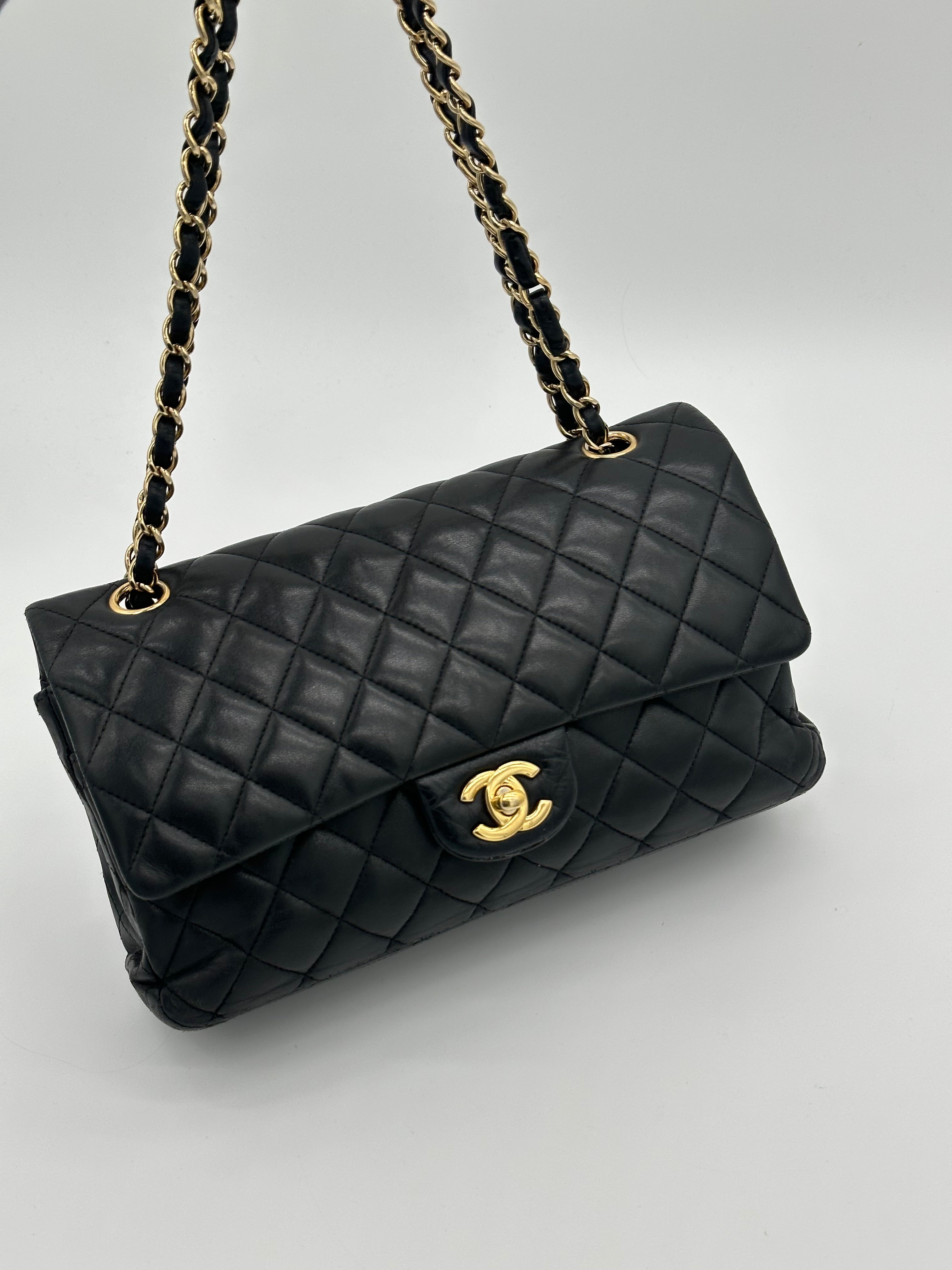 Chanel Classic Double Flap Medium