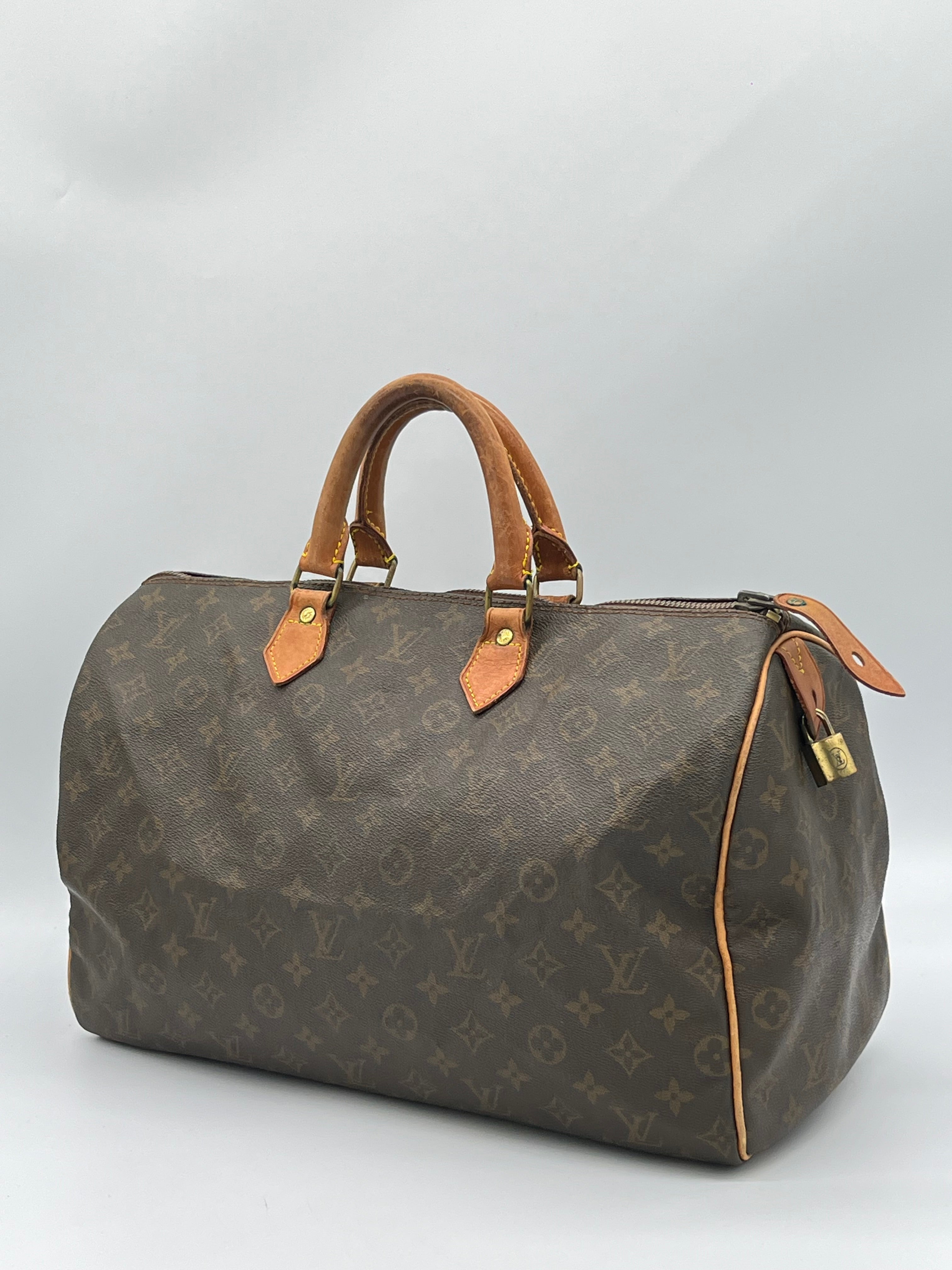 Louis Vuitton Speedy 40
