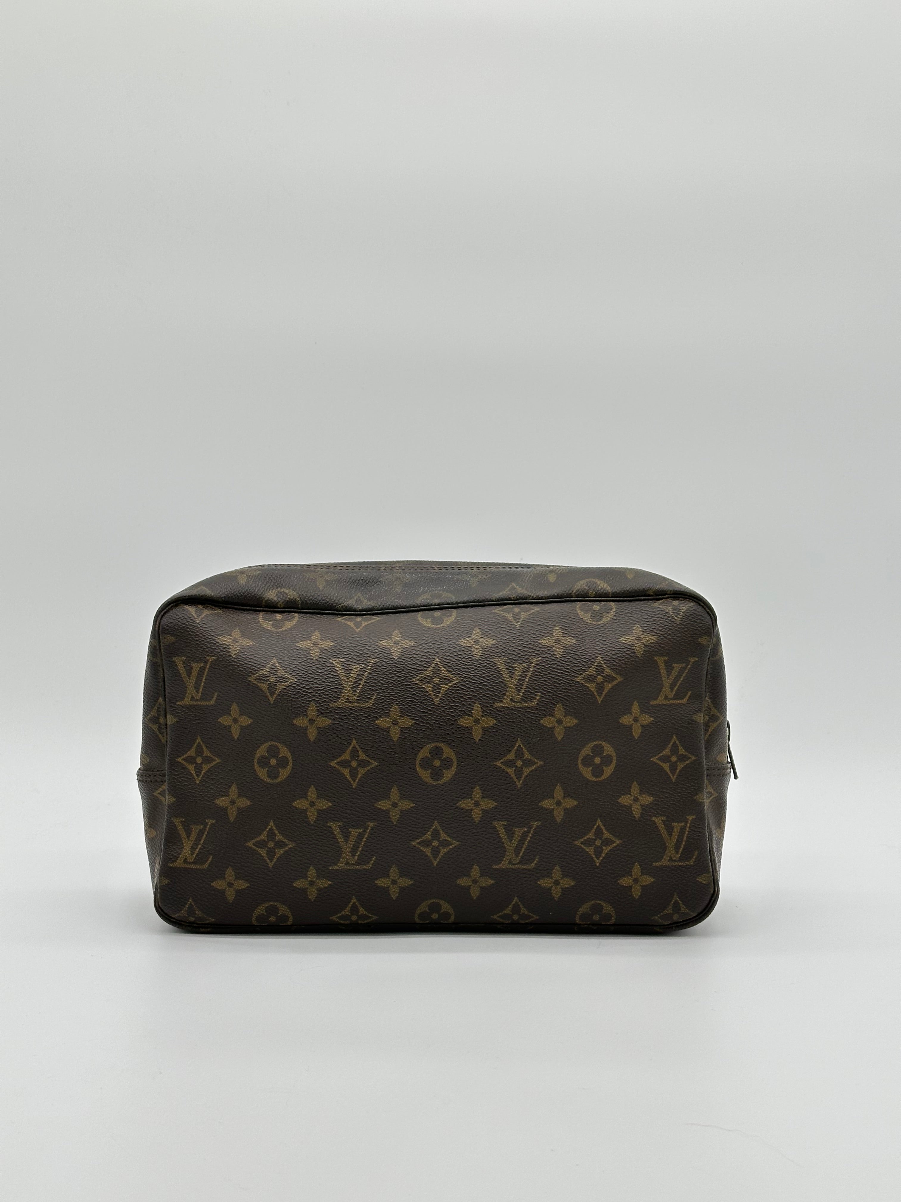 Louis Vuitton Trousse 28