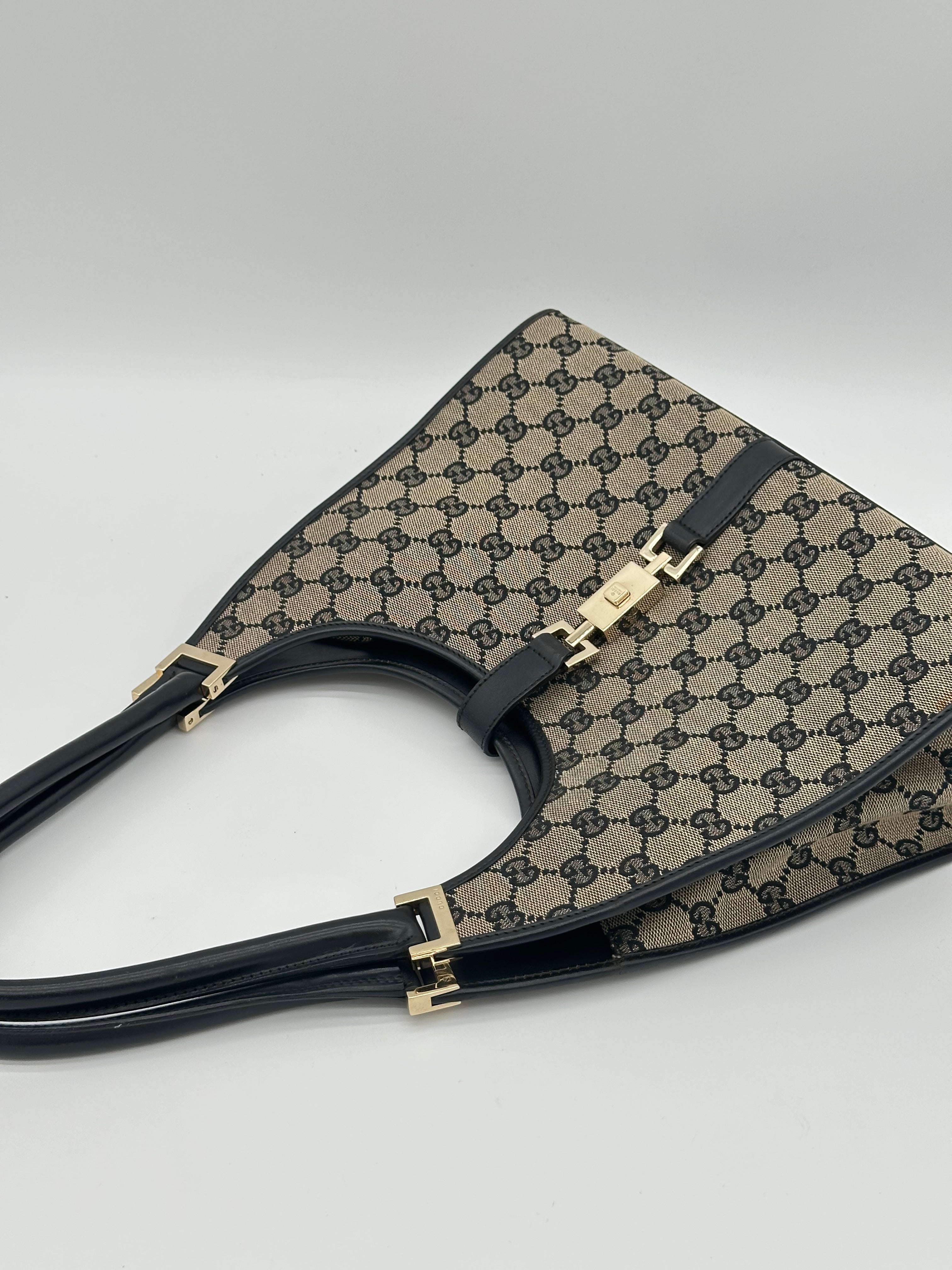 Gucci Jackie Bardot