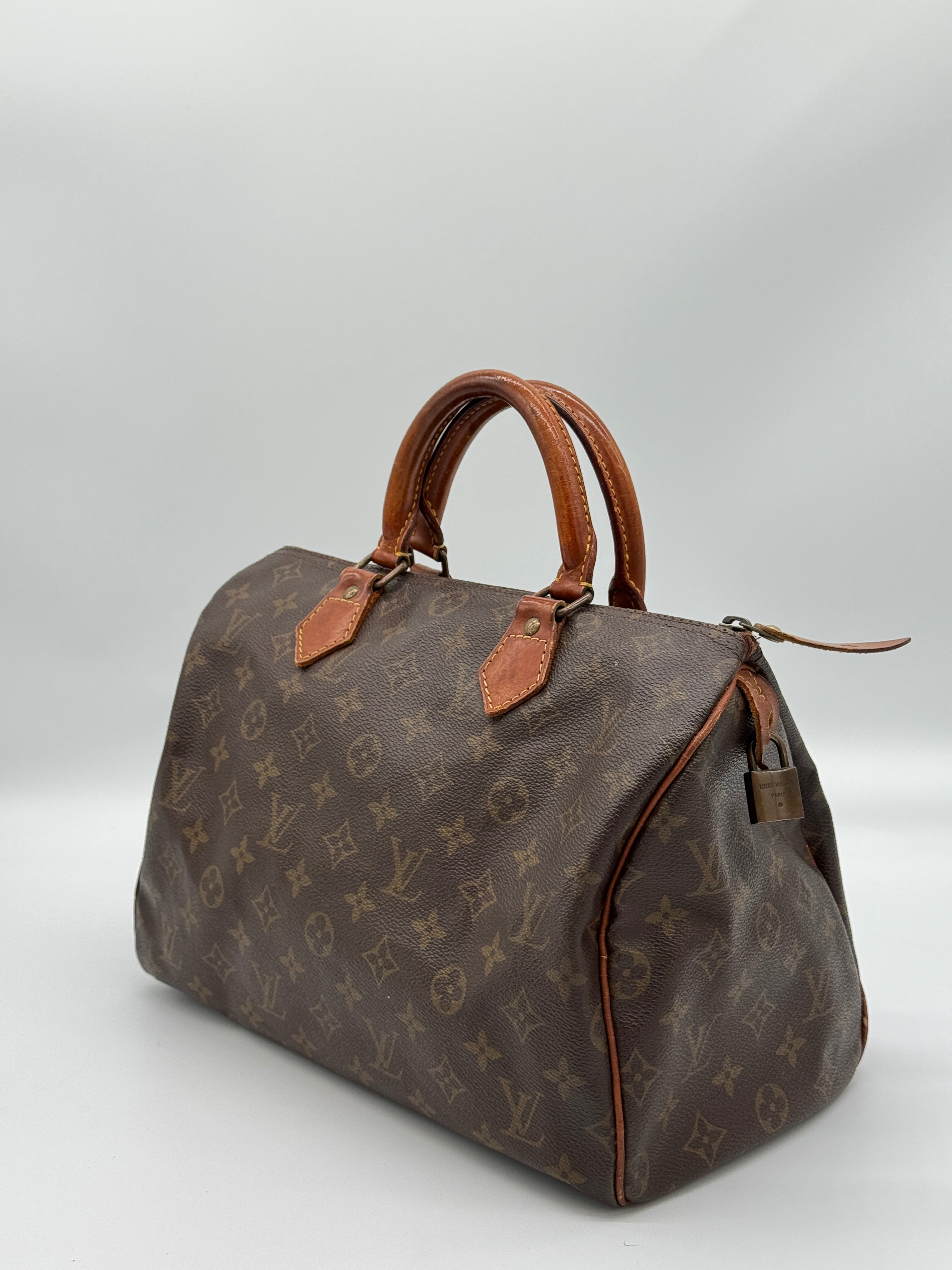 Louis Vuitton Speedy 30