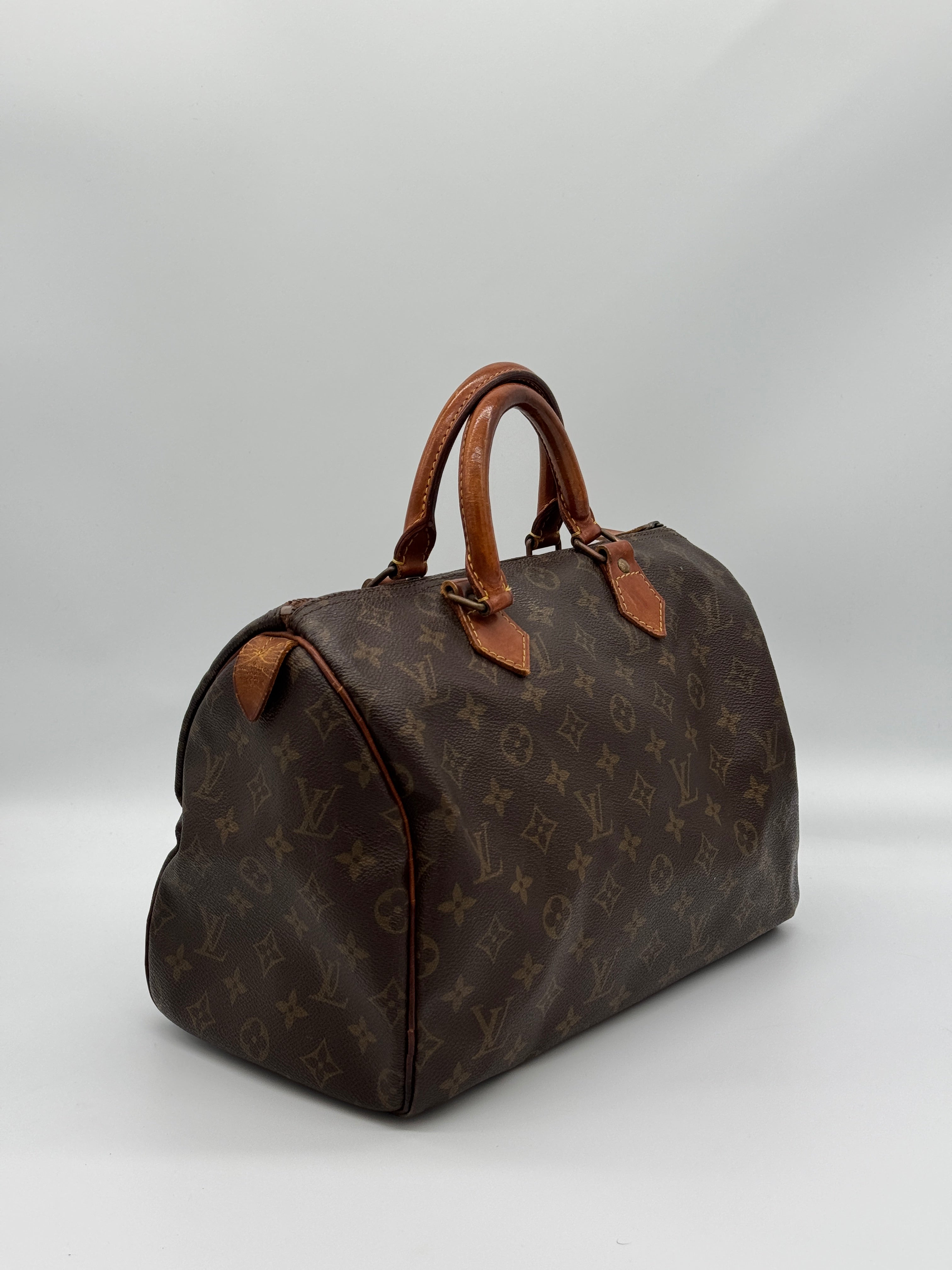 Louis Vuitton Speedy 30