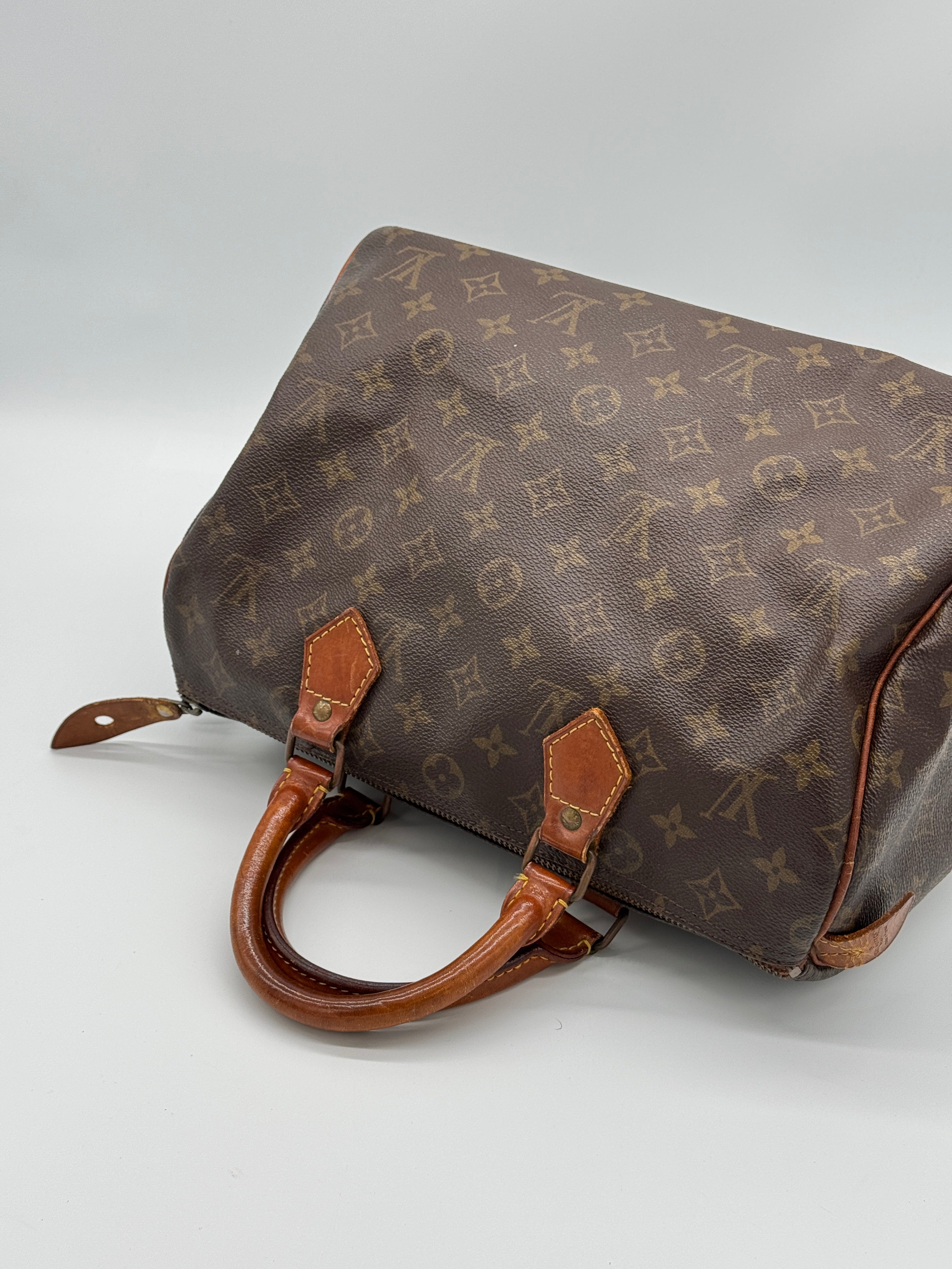 Louis Vuitton Speedy 30