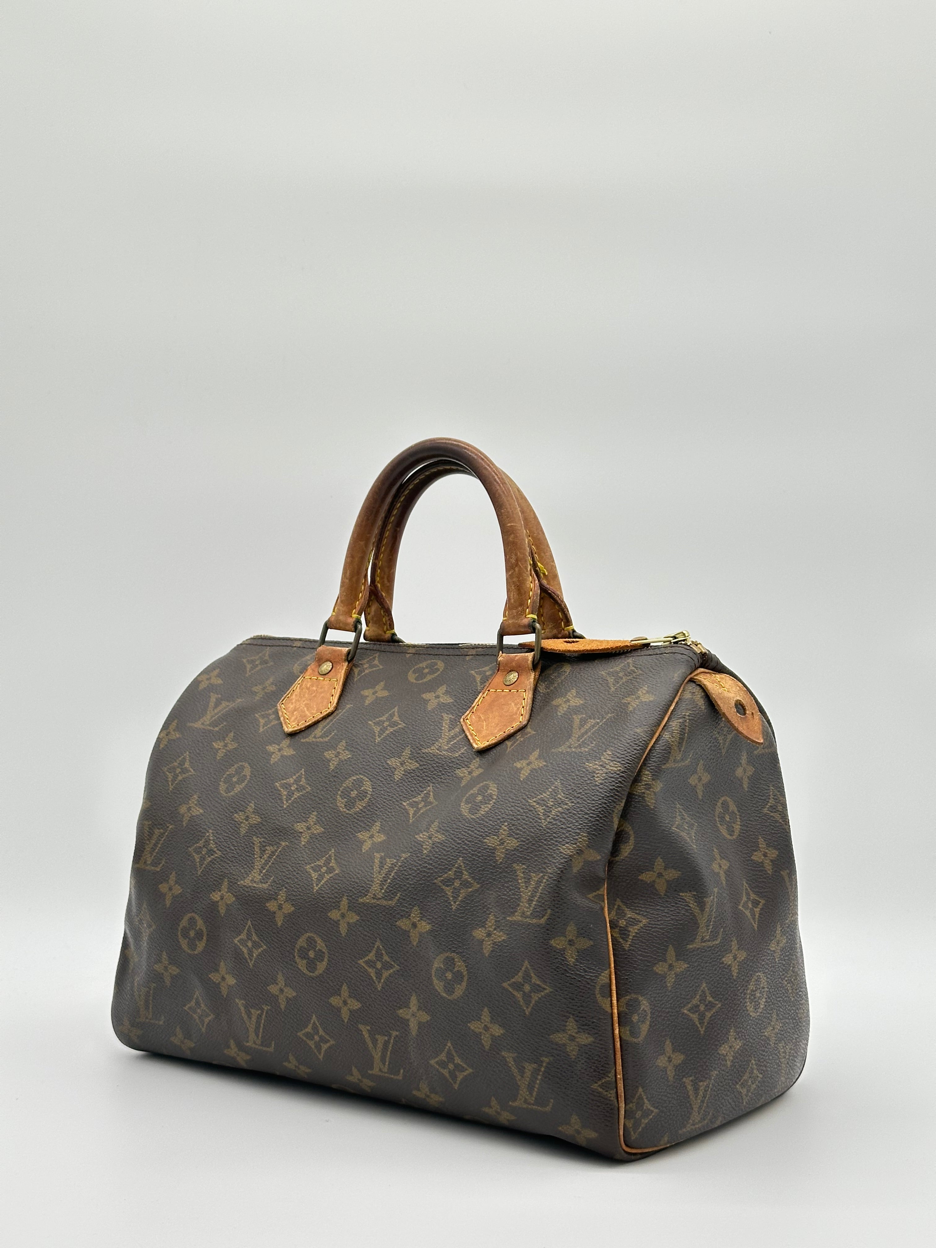 Louis Vuitton Speedy 30