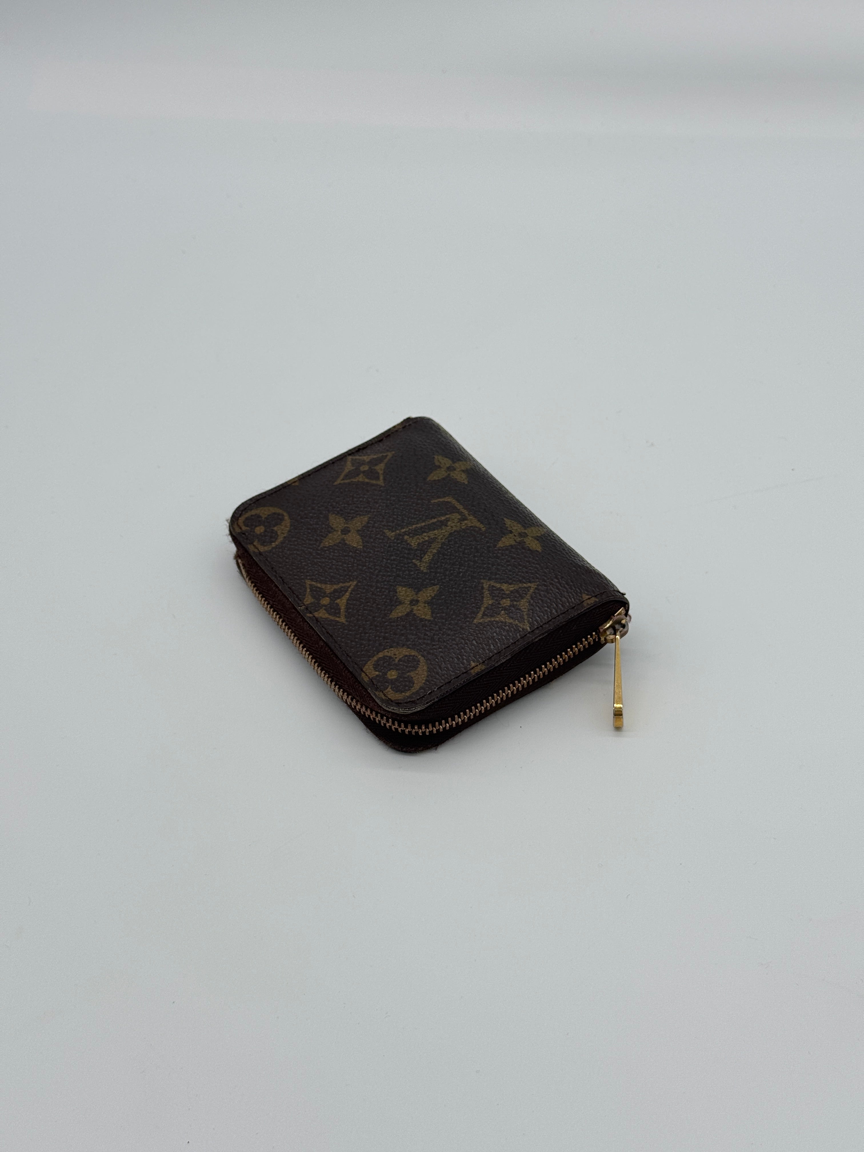 Louis Vuitton Zippy Wallet