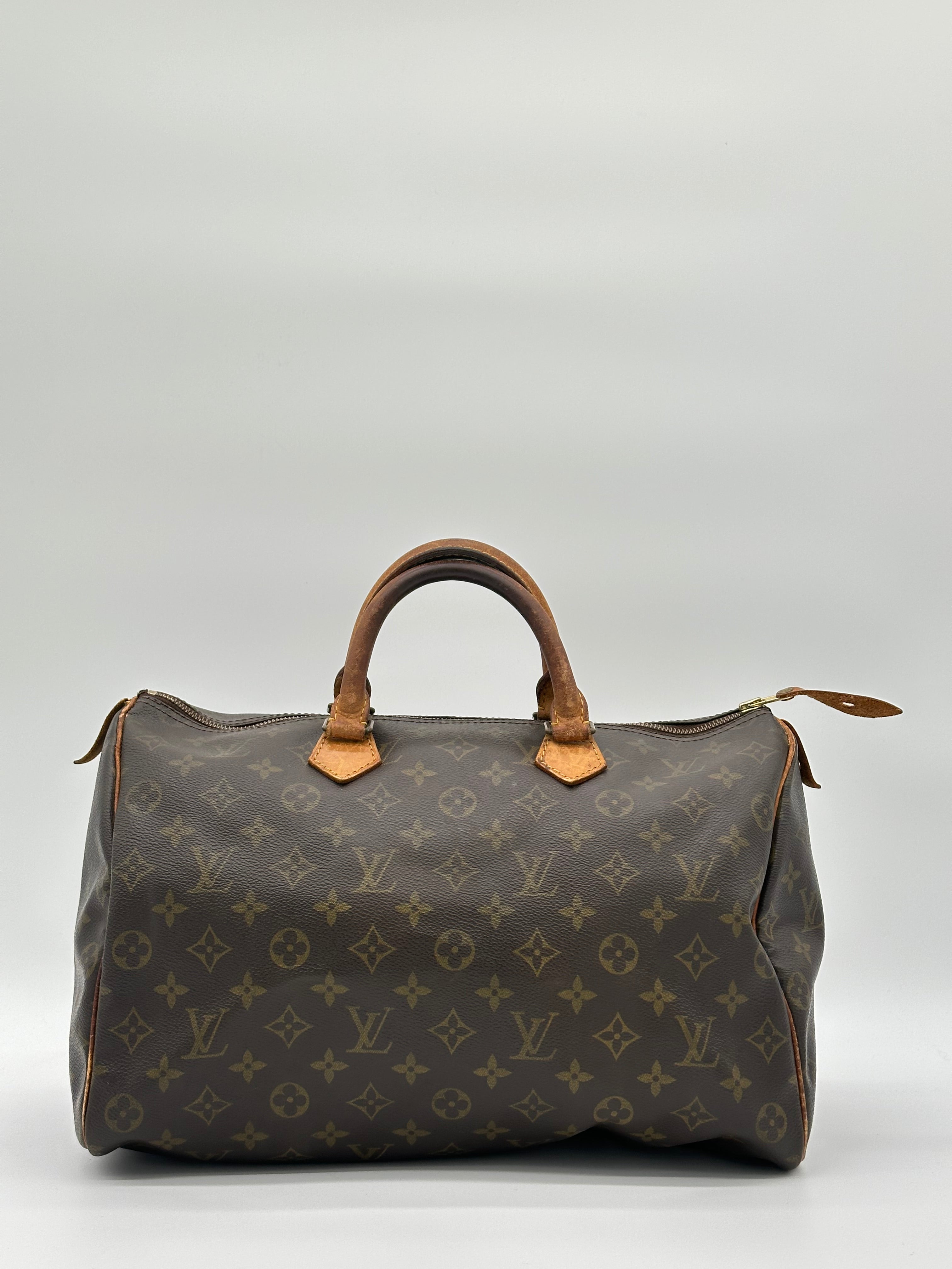 Louis Vuitton Speedy 35