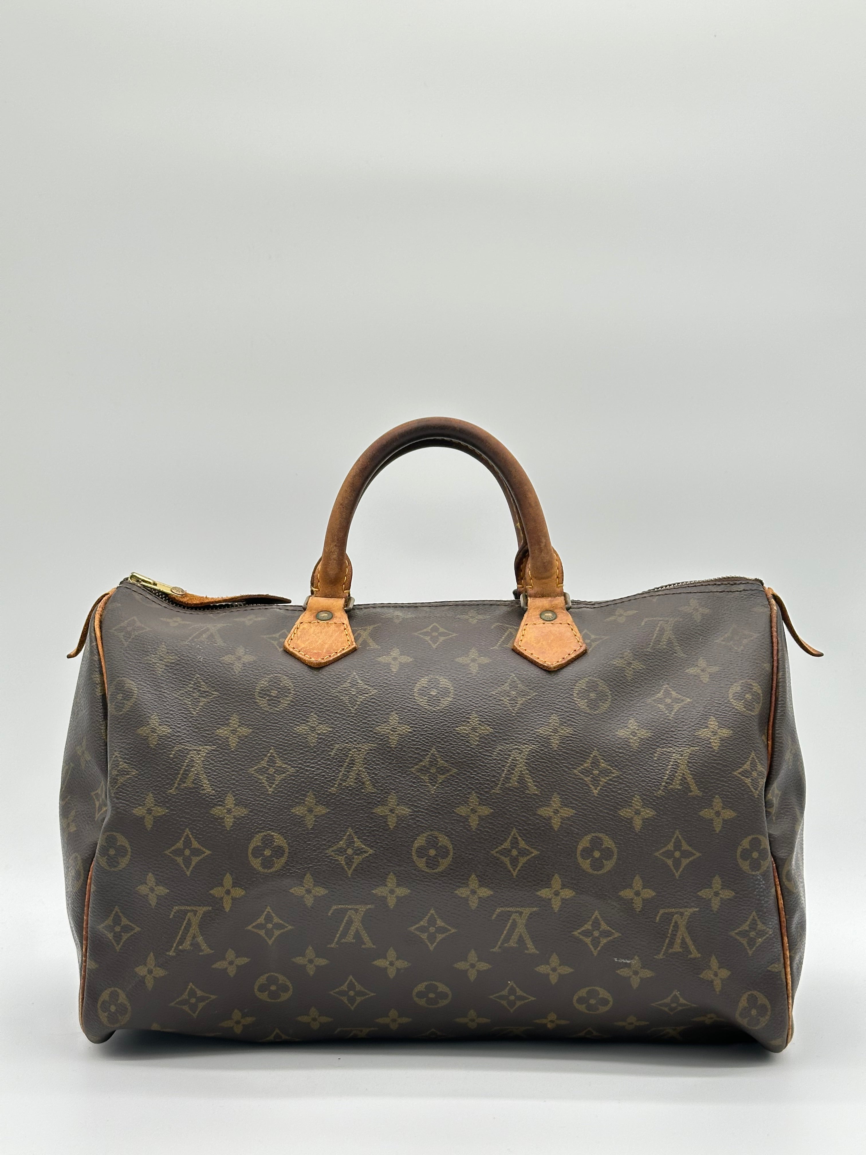 Louis Vuitton Speedy 35