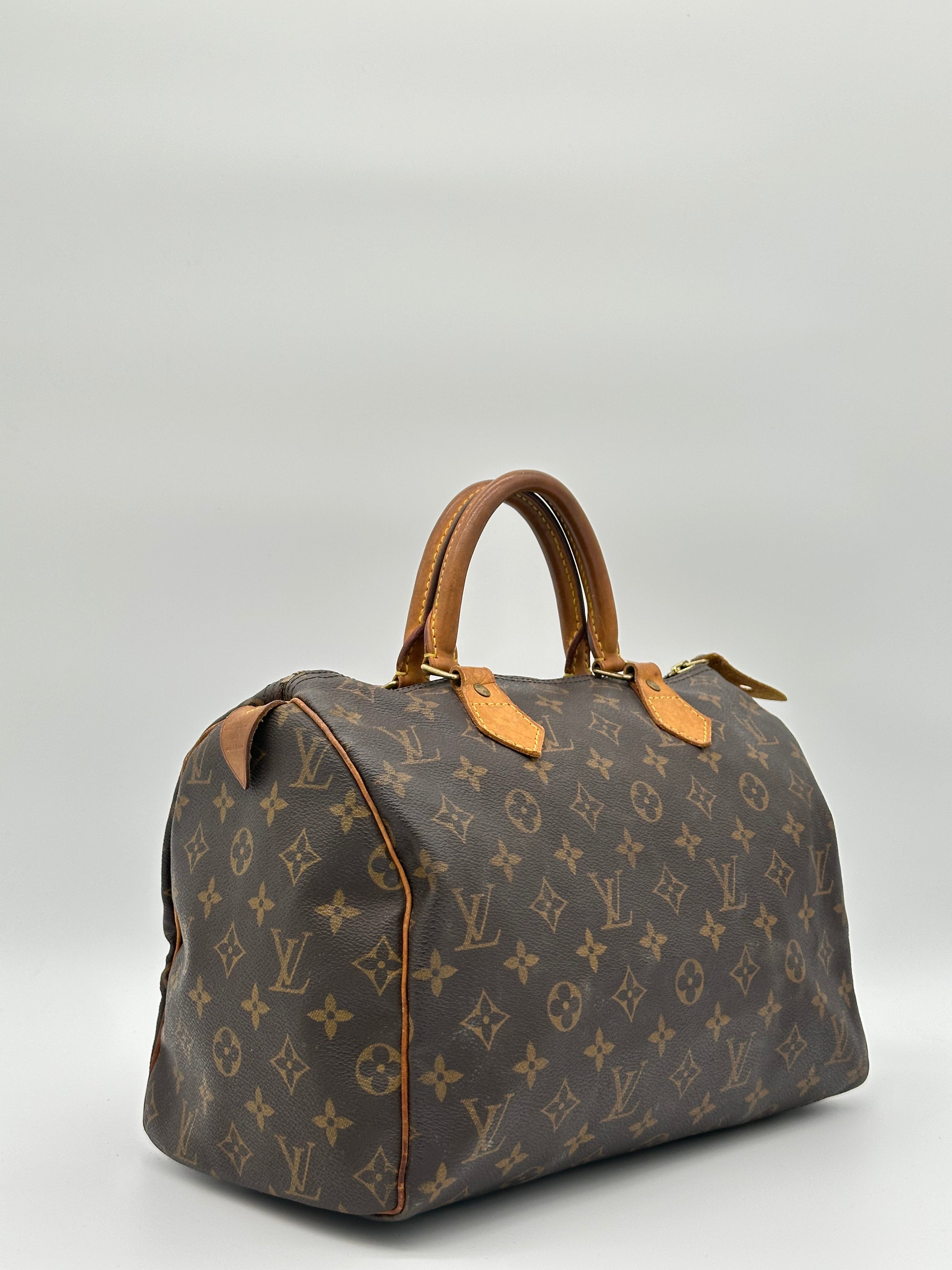 Louis Vuitton Speedy 30