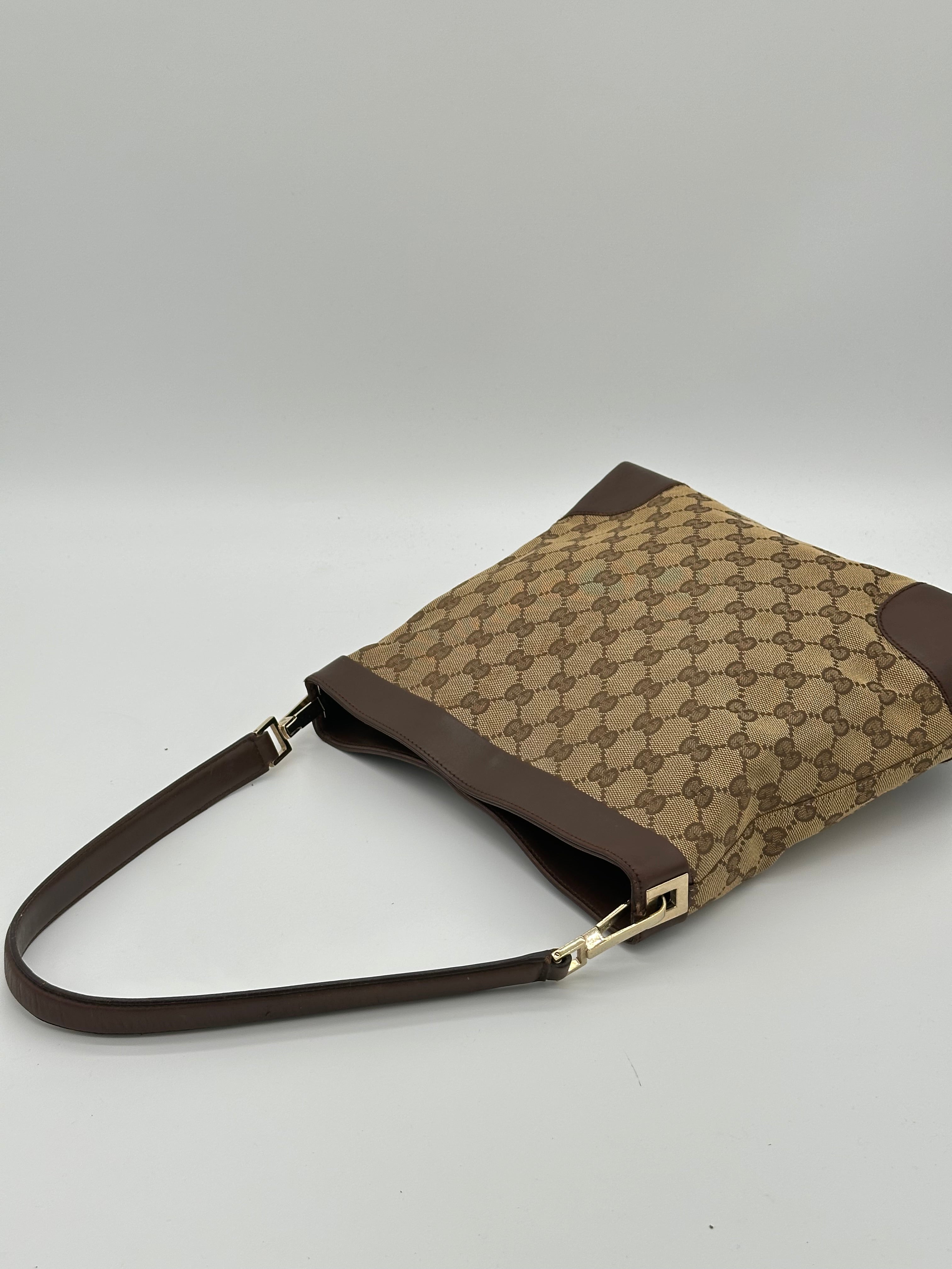 Gucci Abbey D-Ring Medium