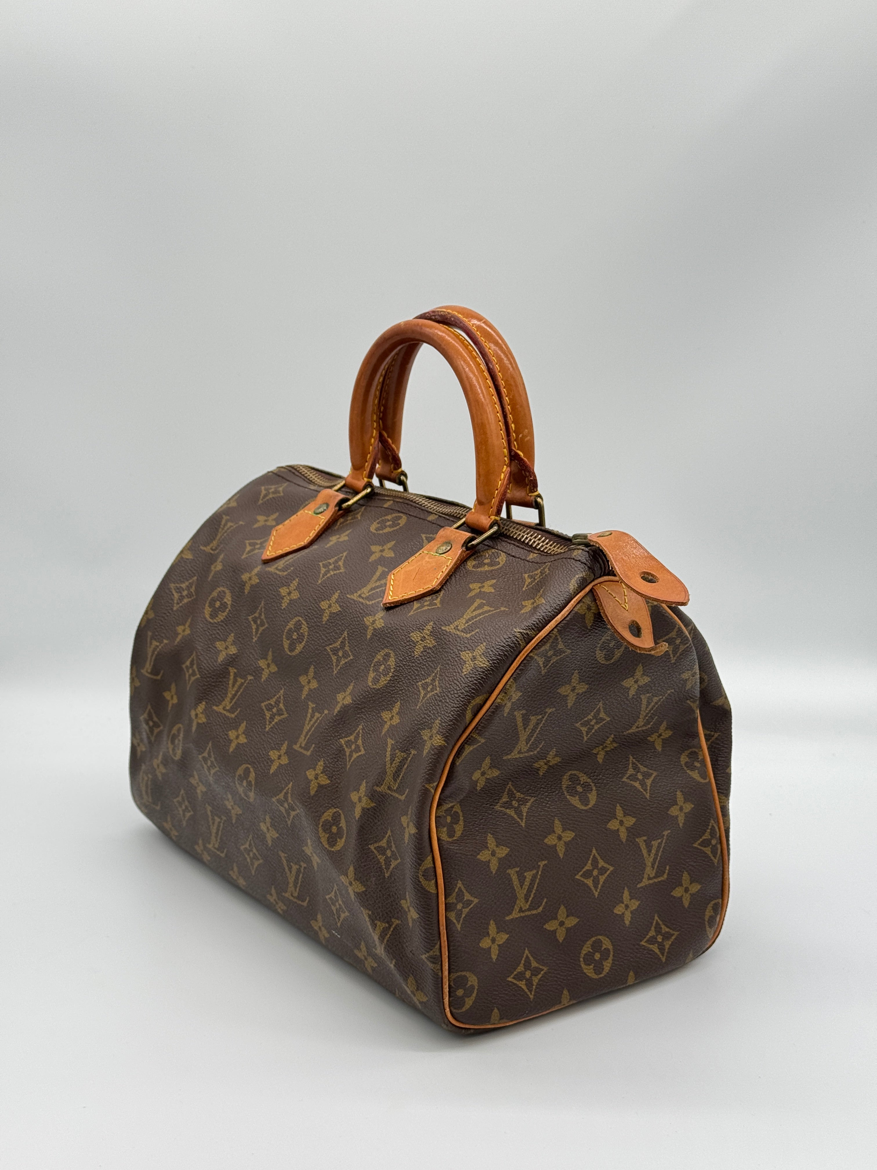 Louis Vuitton Speedy 30