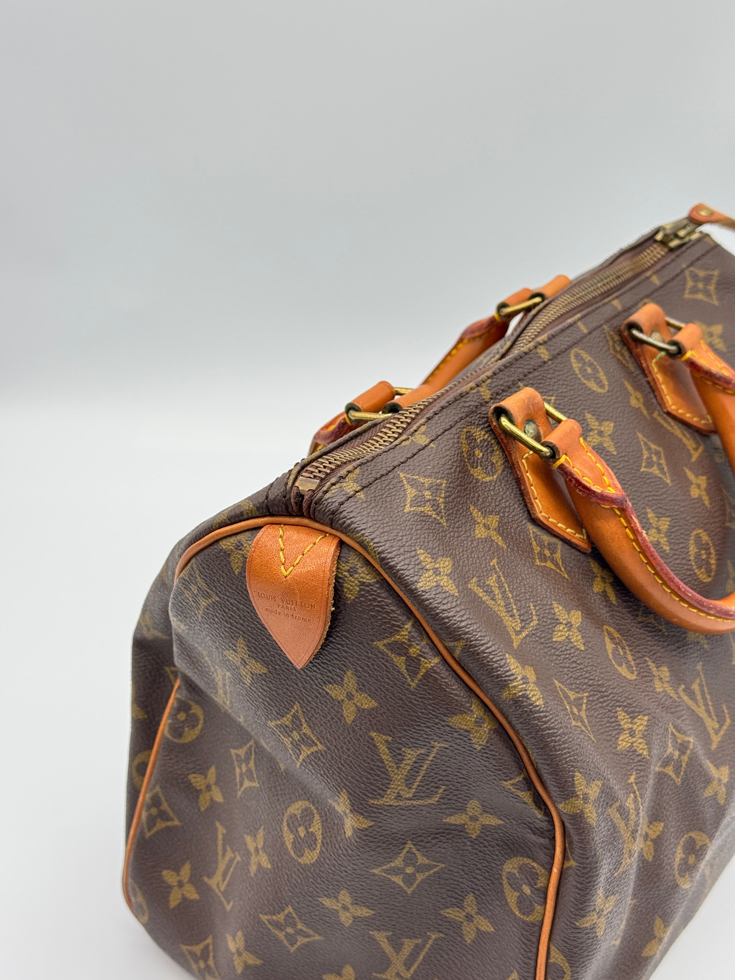 Louis Vuitton Speedy 30