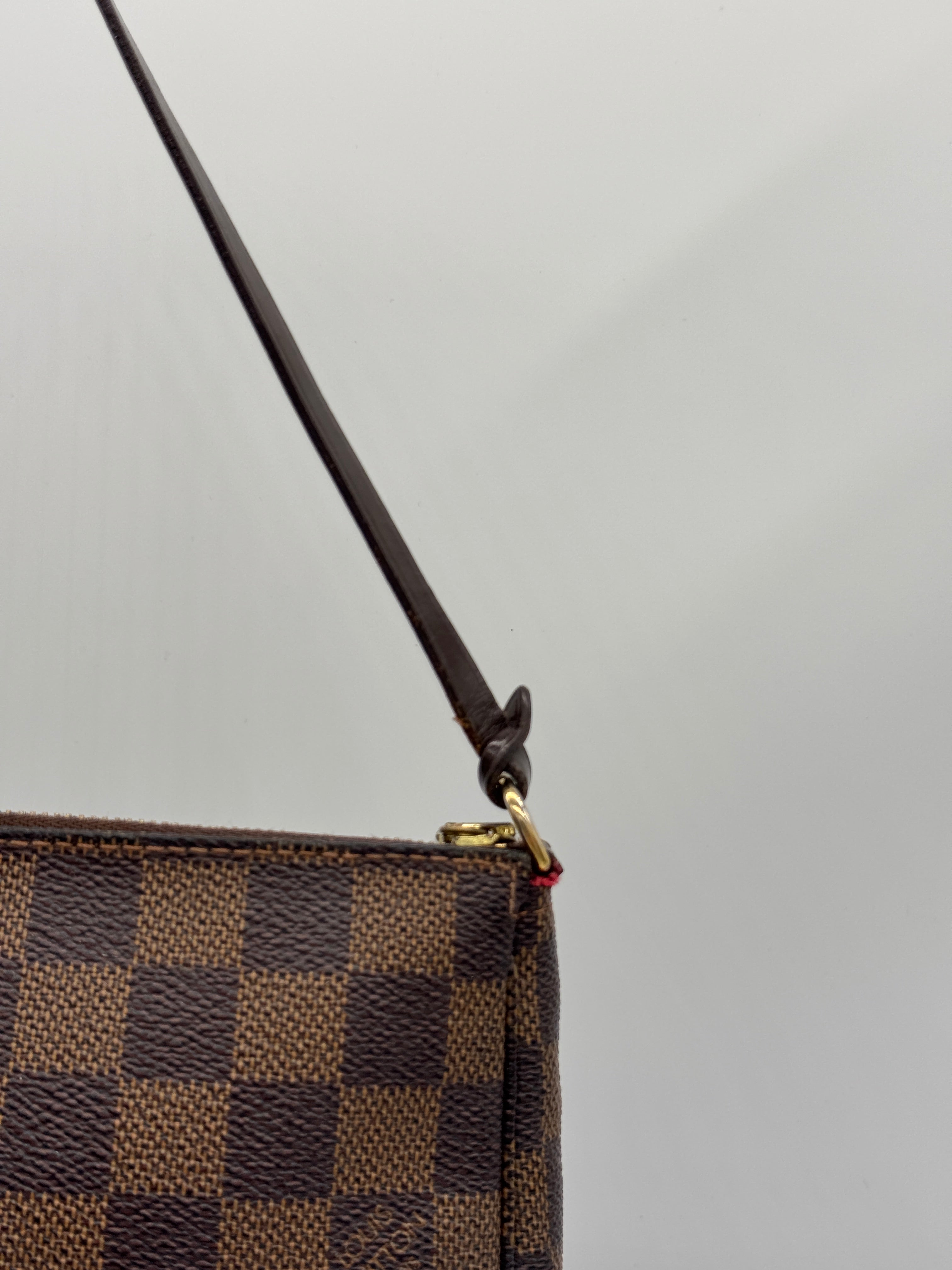 Louis Vuitton Pochette Accessoires