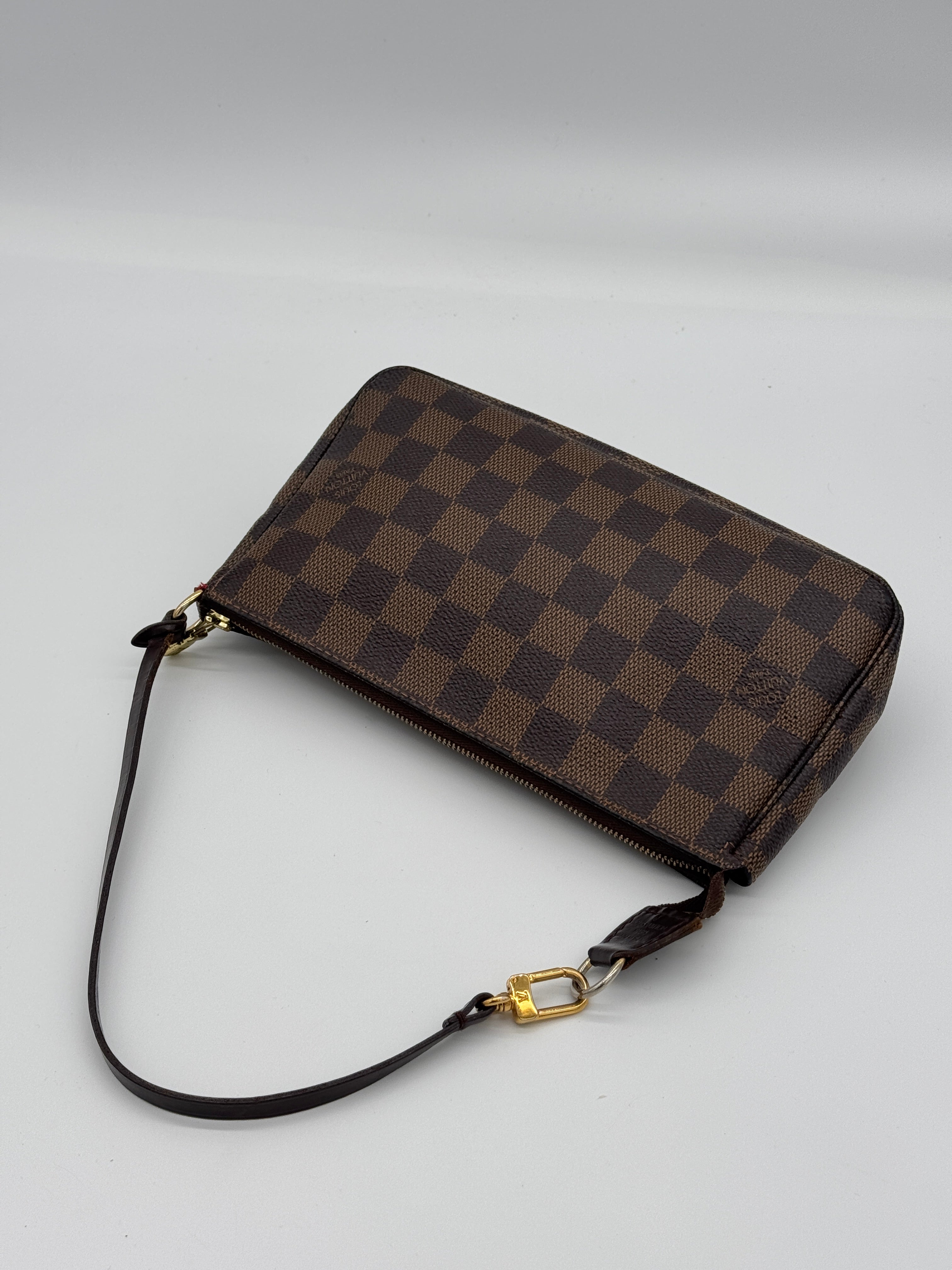 Louis Vuitton Pochette Accessoires