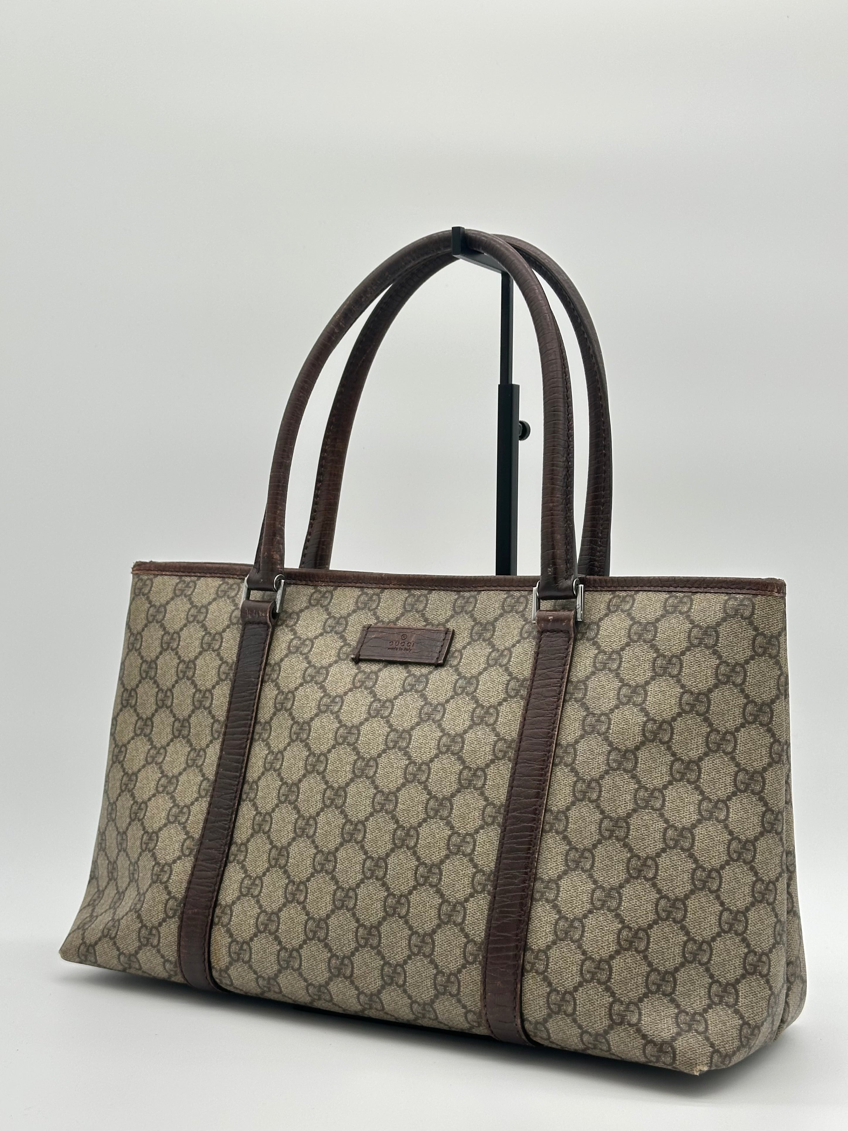 Gucci Medium Supreme Tote Bag