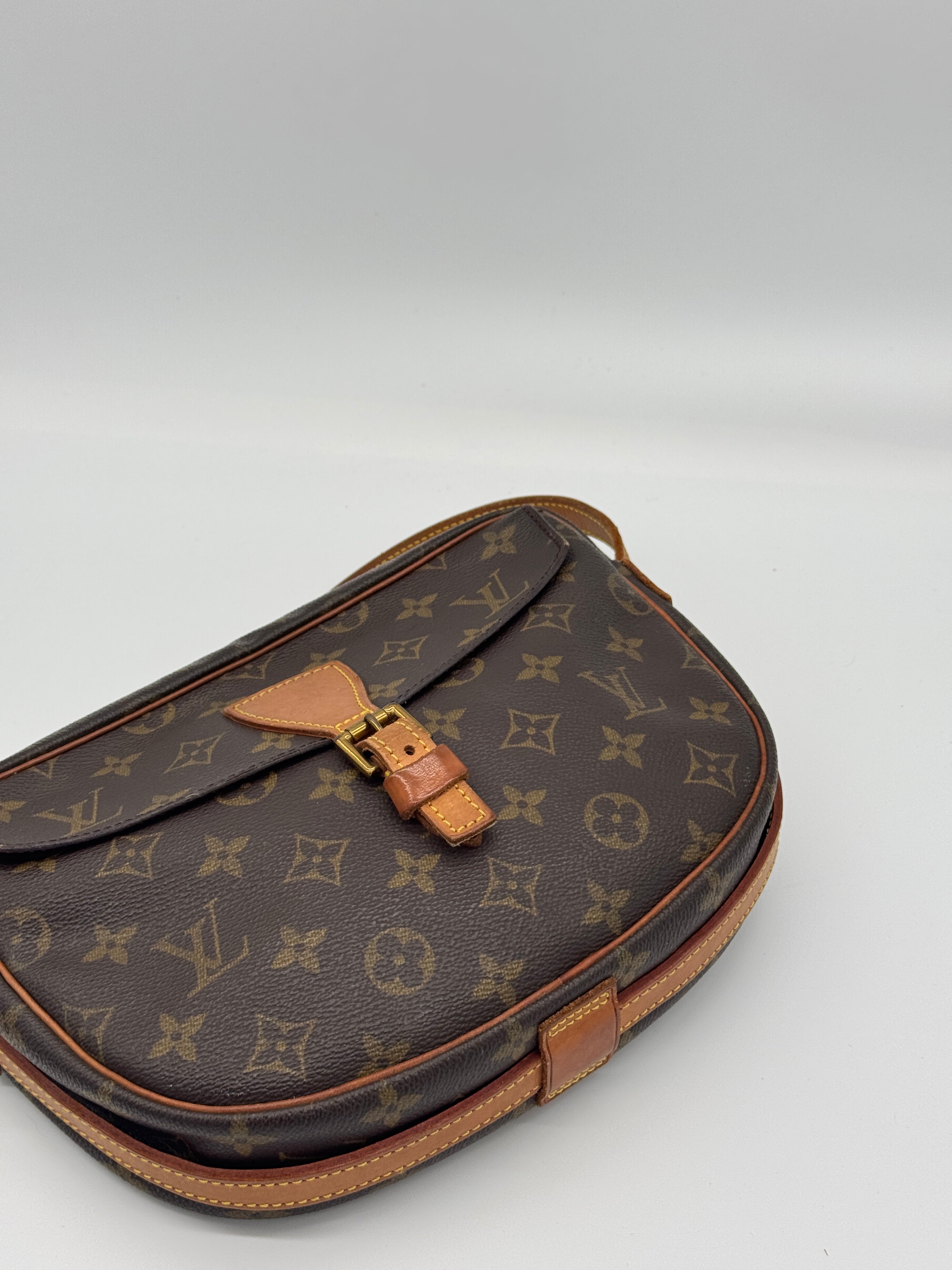 Louis Vuitton Jeune Fille MM