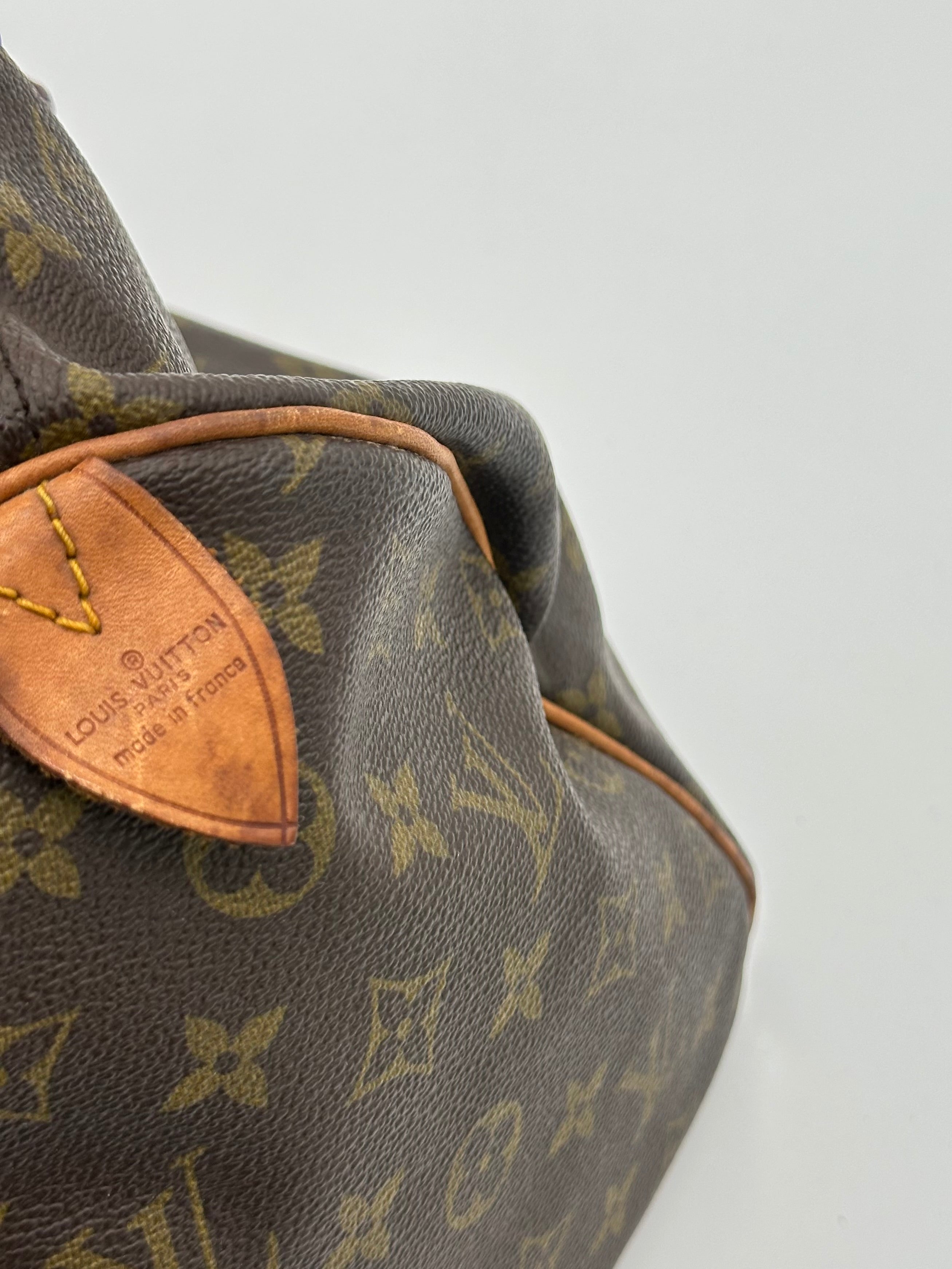Louis Vuitton Speedy 35