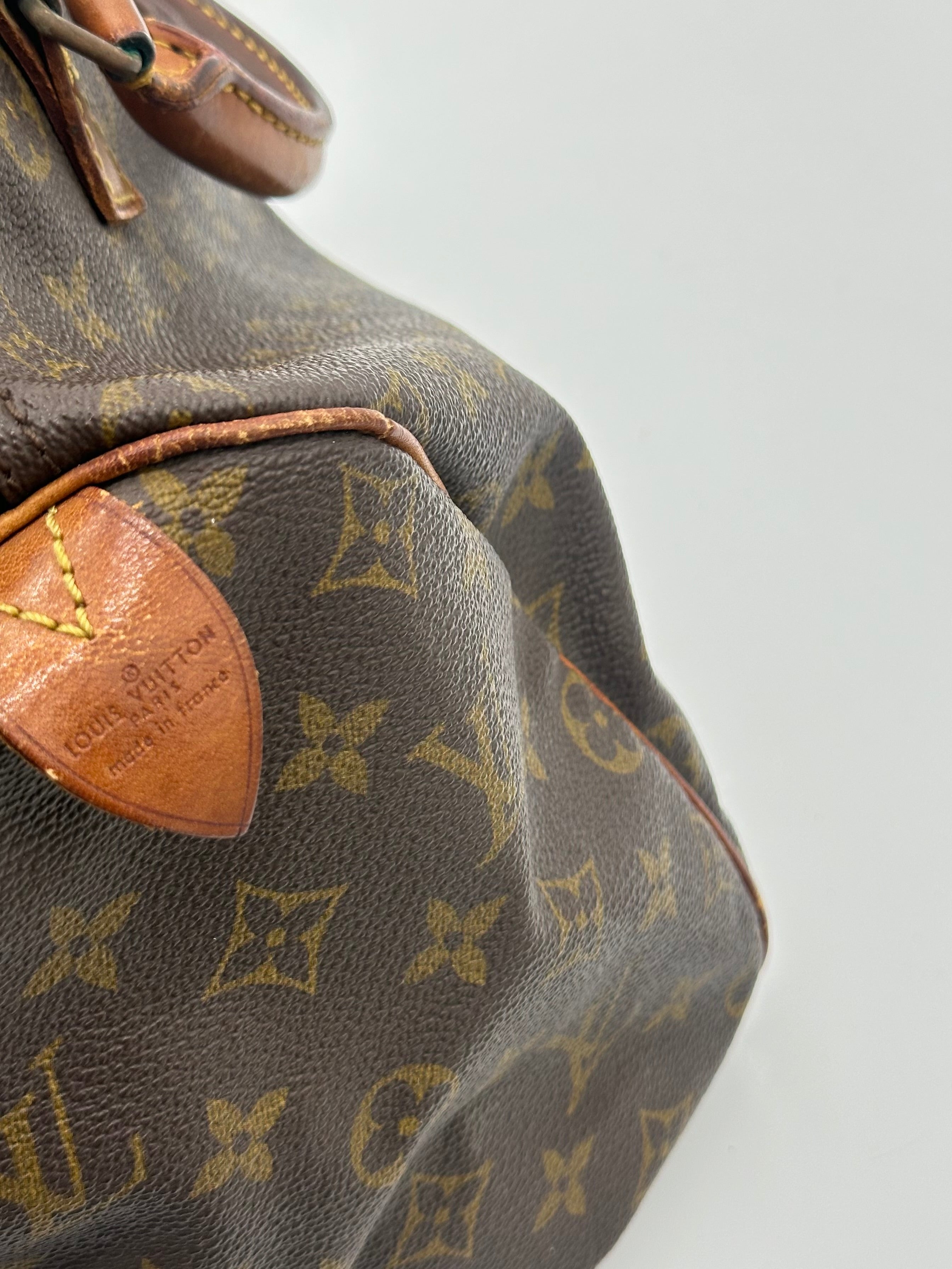Louis Vuitton Speedy 30