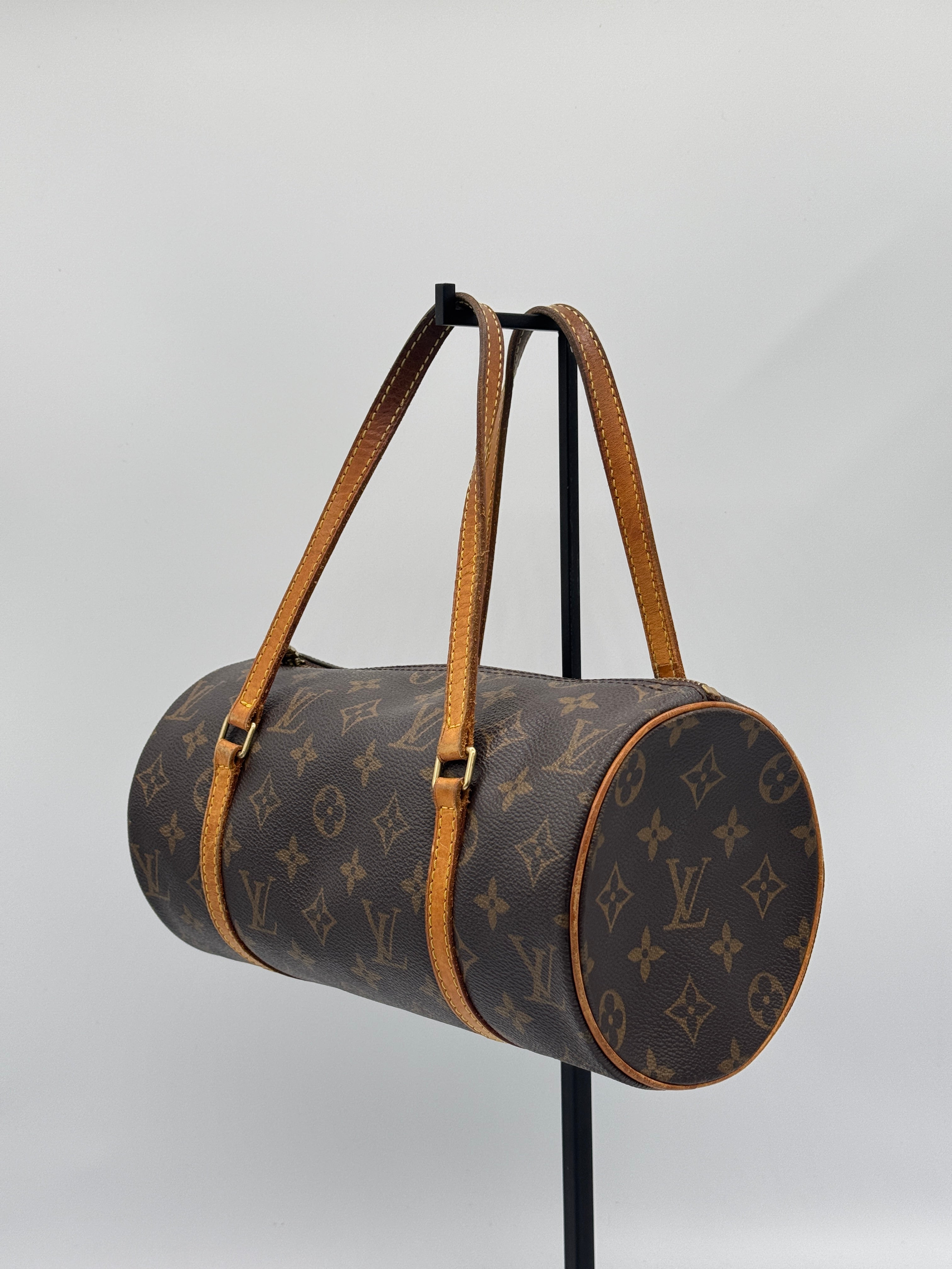 Louis Vuitton Papillon 26