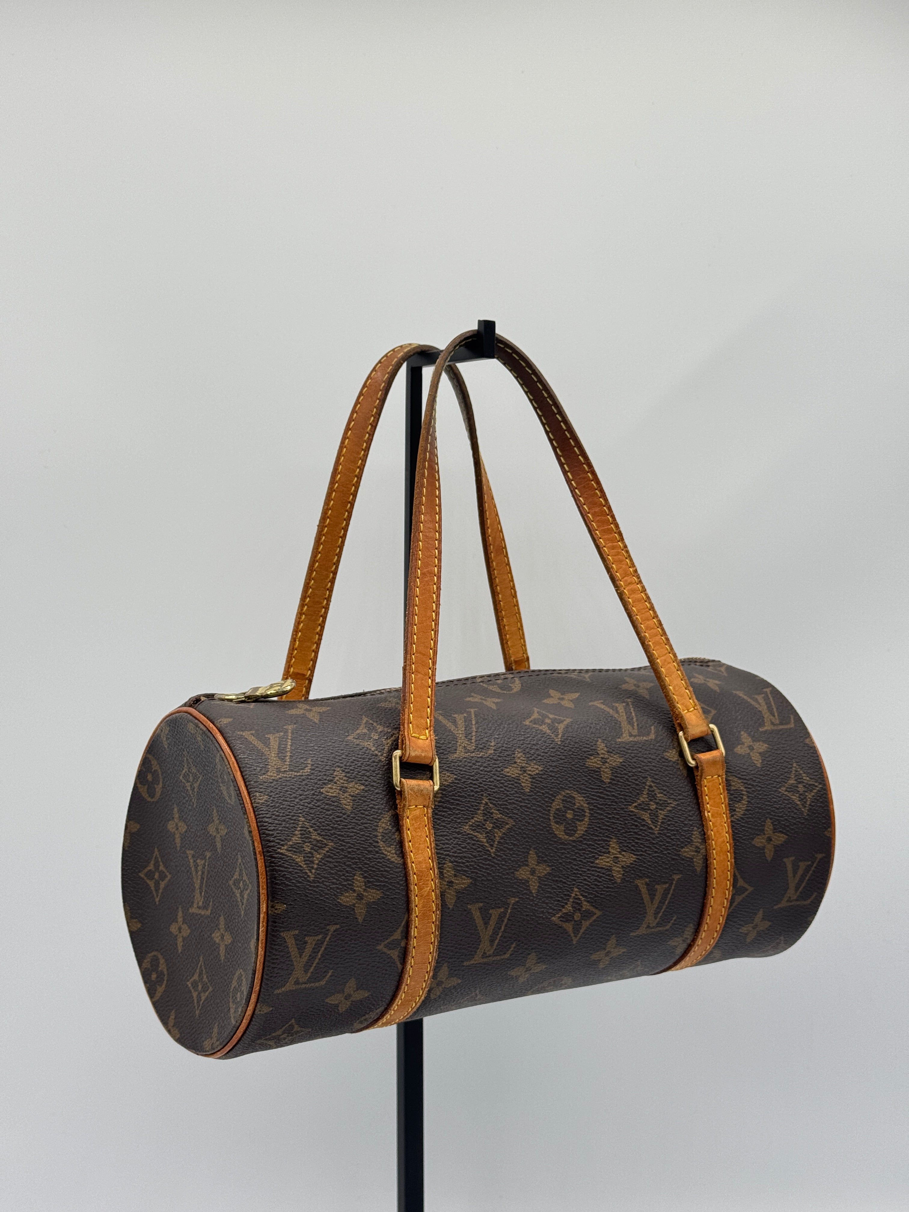 Louis Vuitton Papillon 26