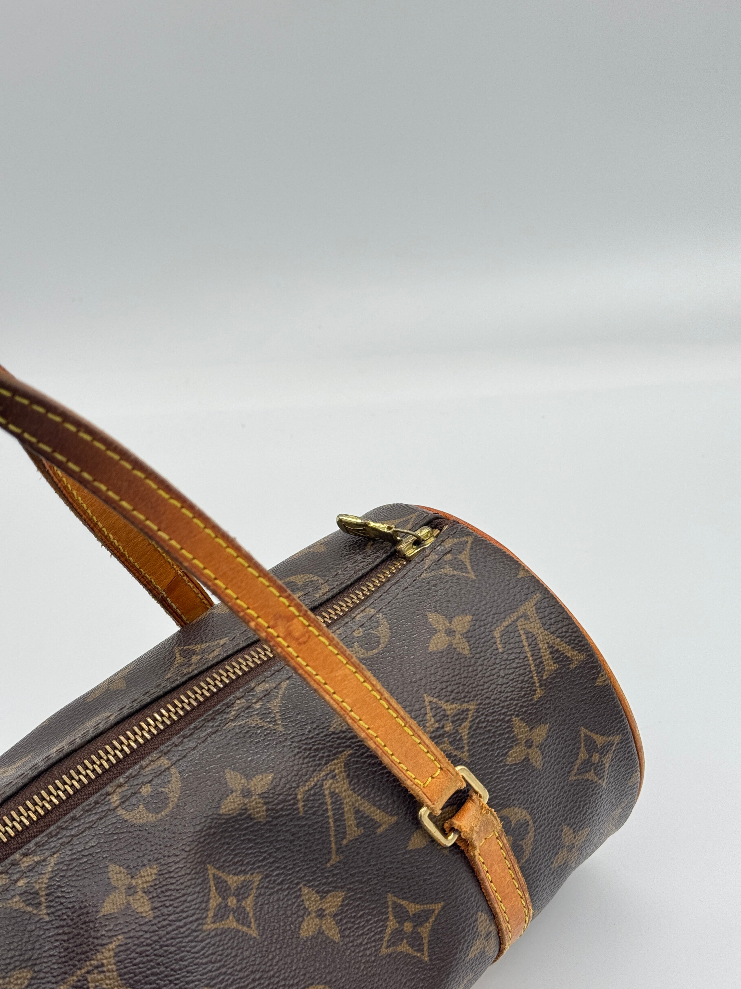 Louis Vuitton Papillon 26