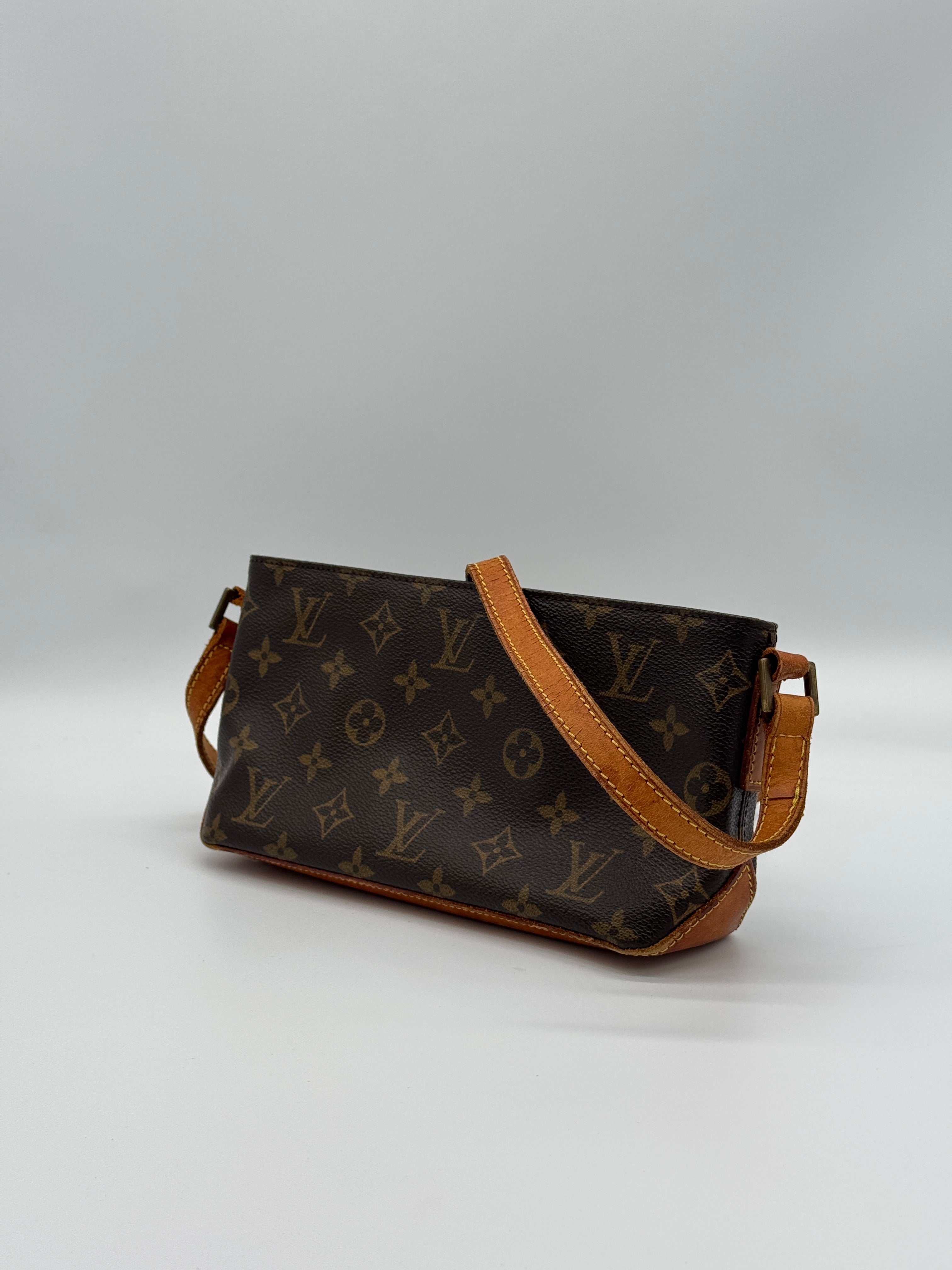 Louis Vuitton Trotteur