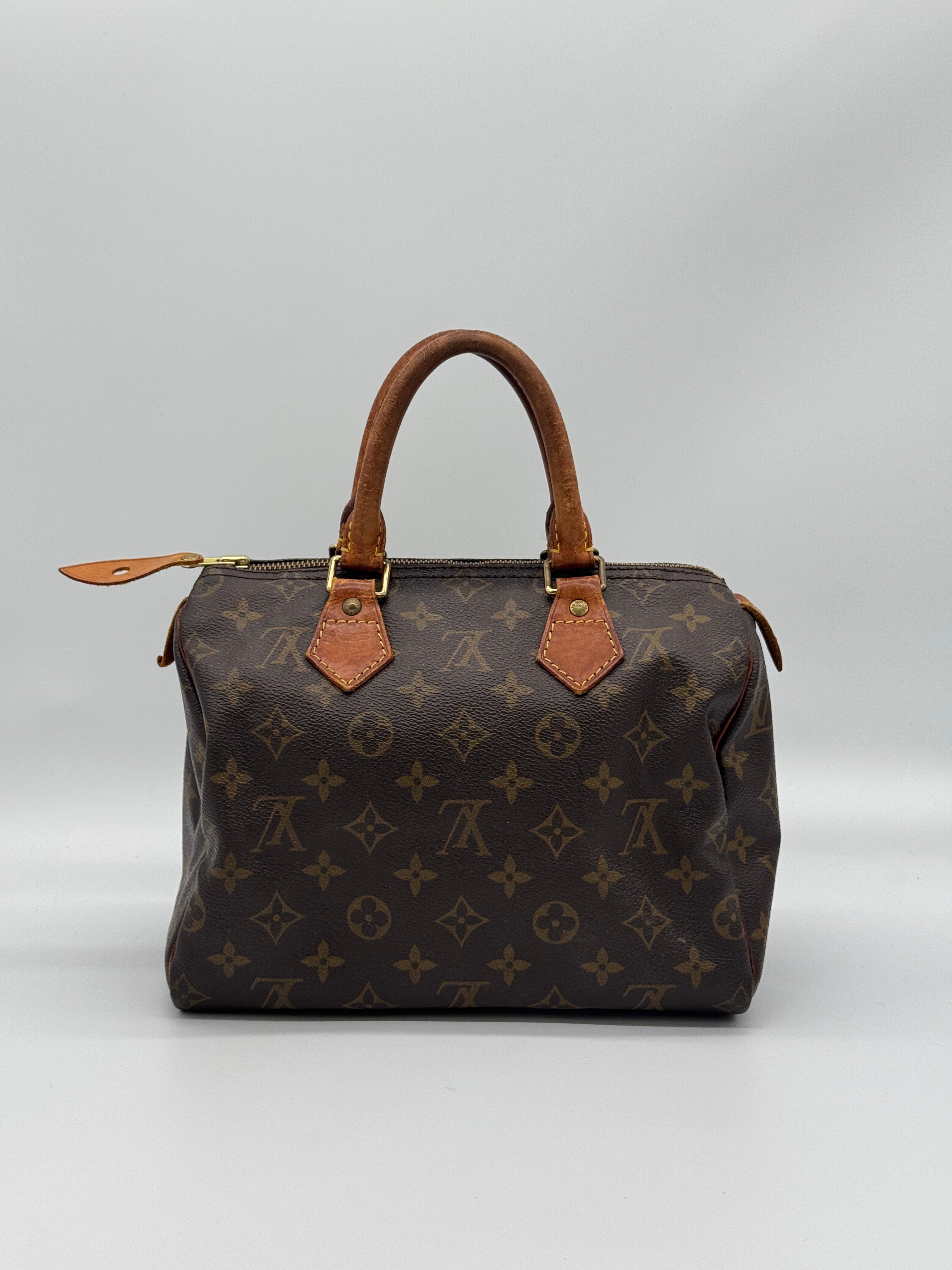 Louis Vuitton Speedy 25