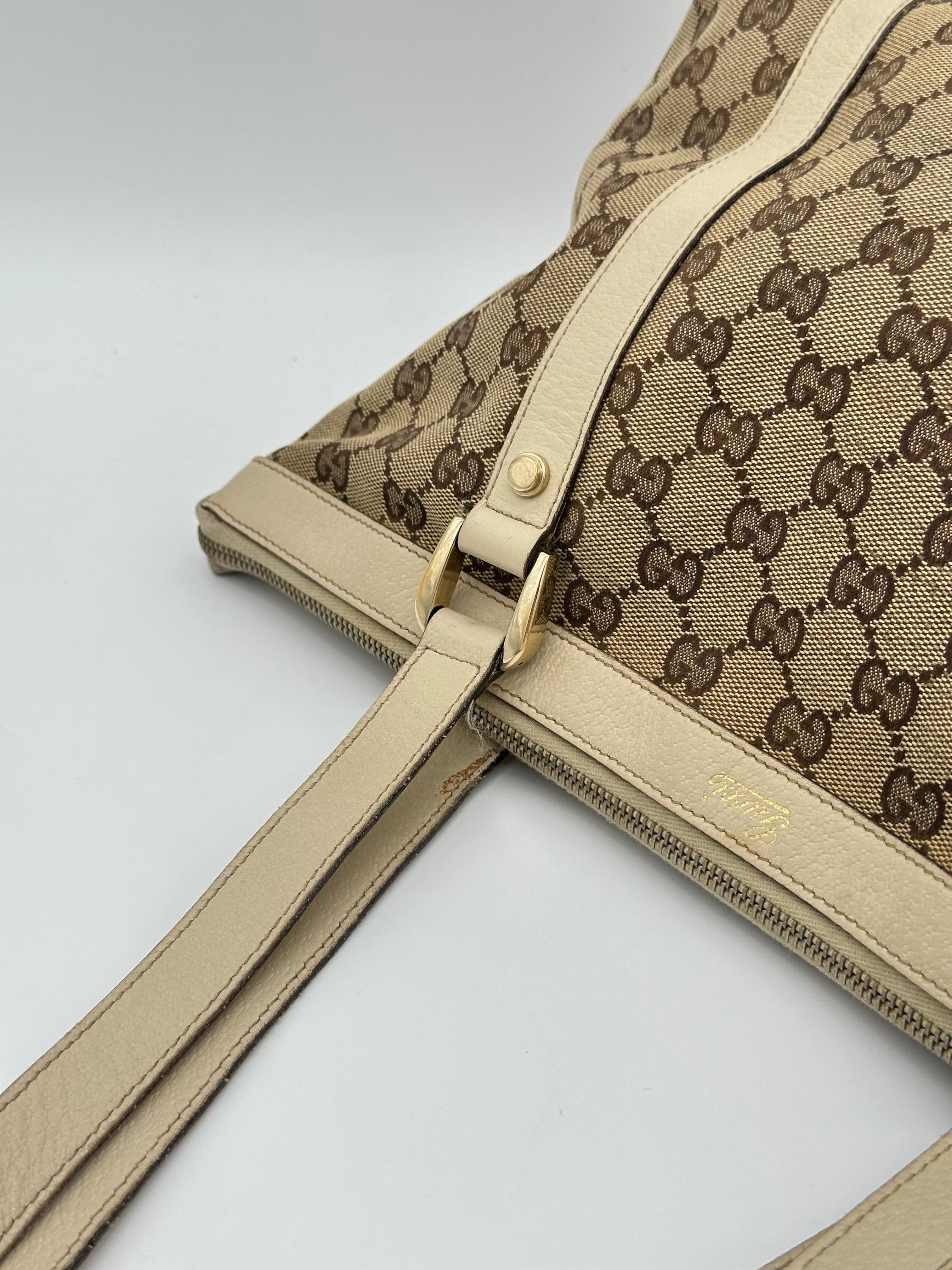 Gucci Small Abbey Tote