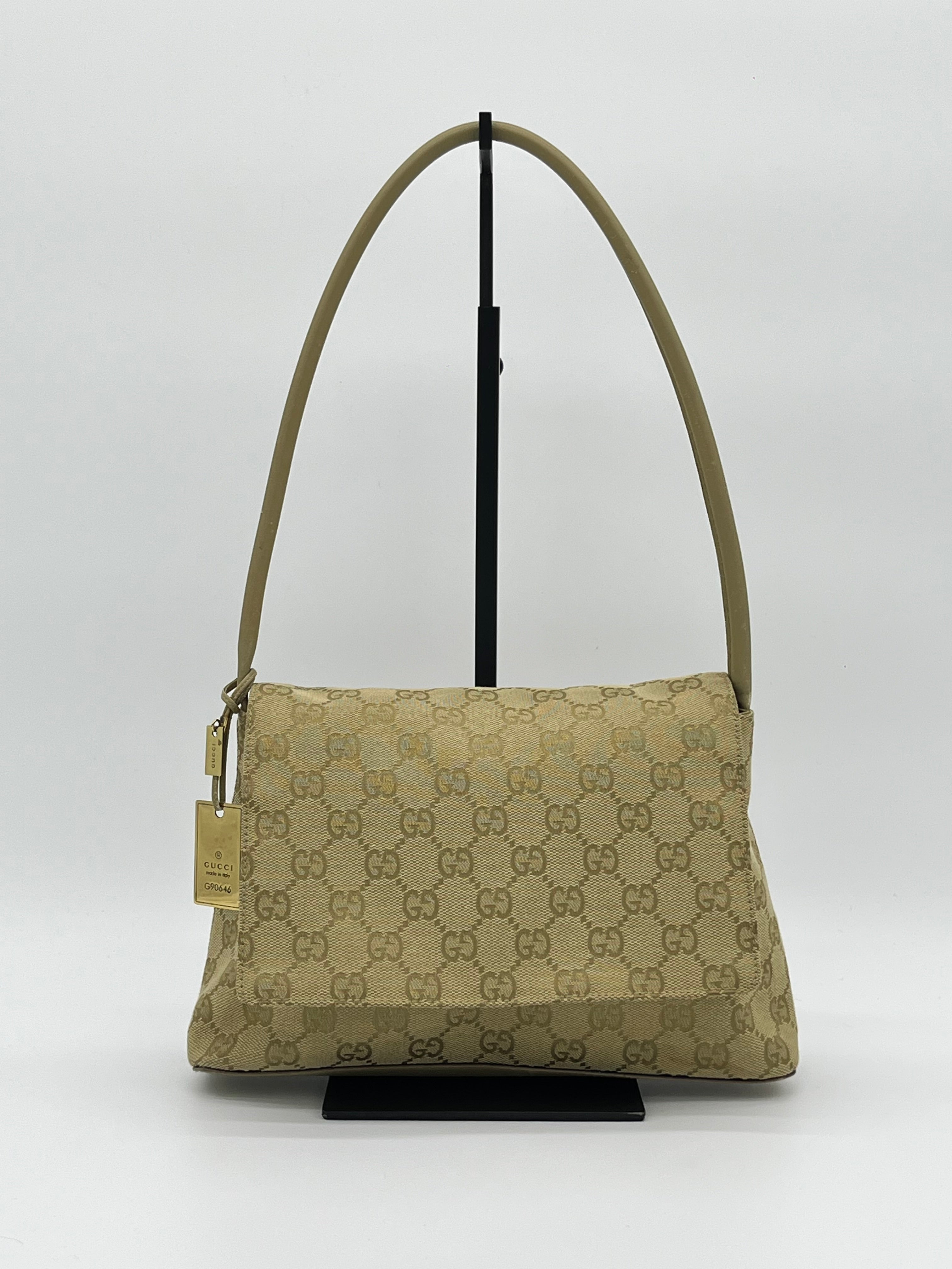 Gucci Canvas Looping