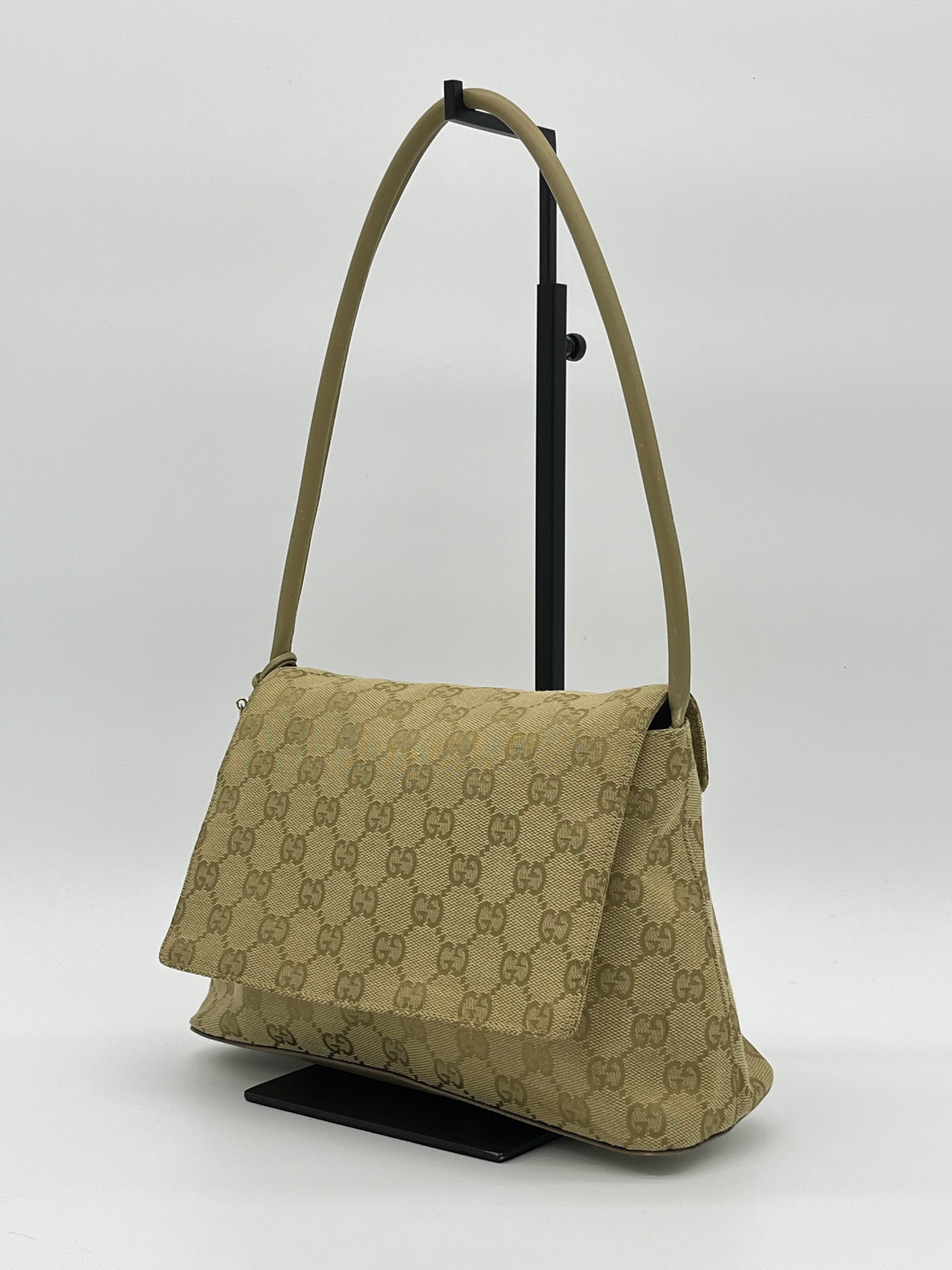 Gucci Canvas Looping