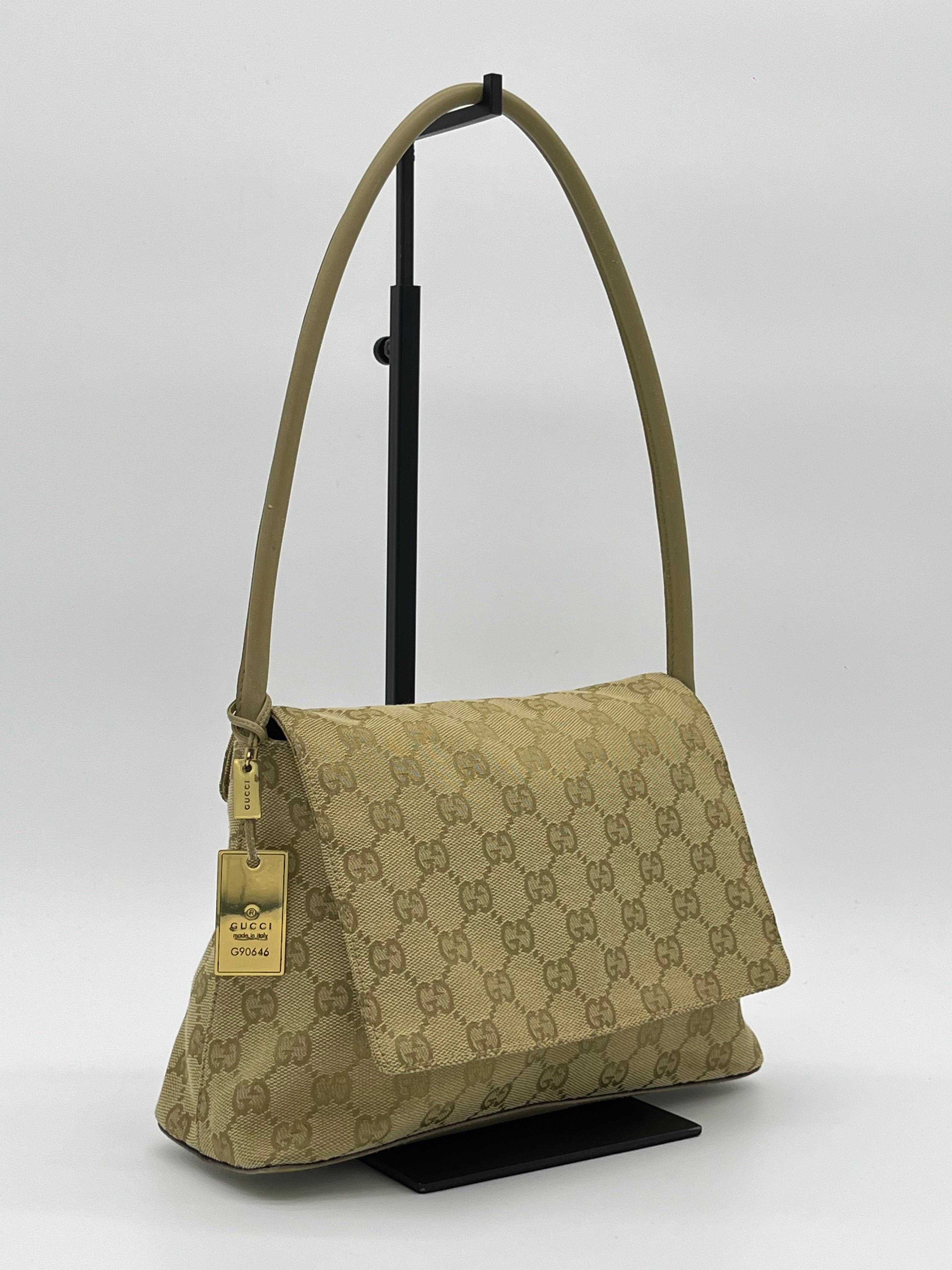 Gucci Canvas Looping