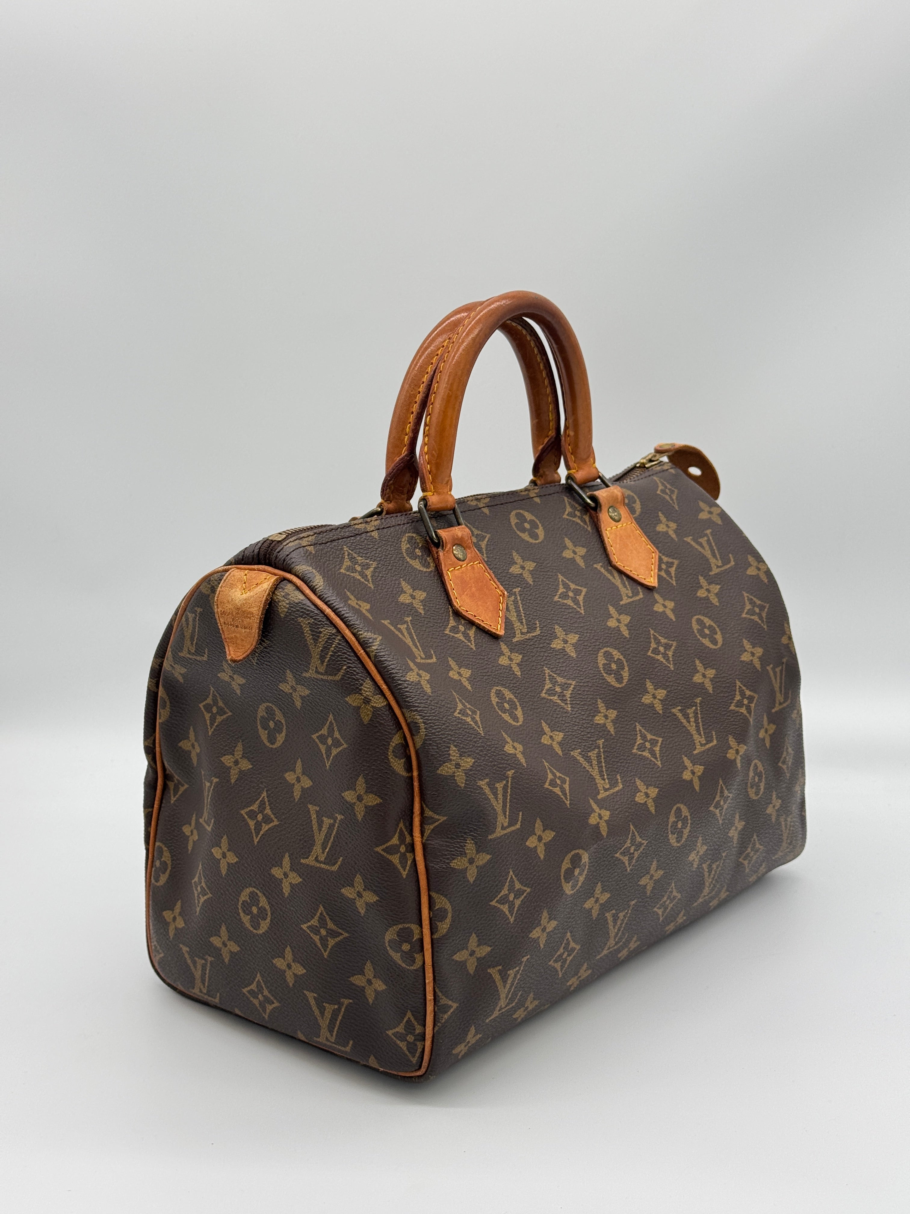 Louis Vuitton Speedy 30