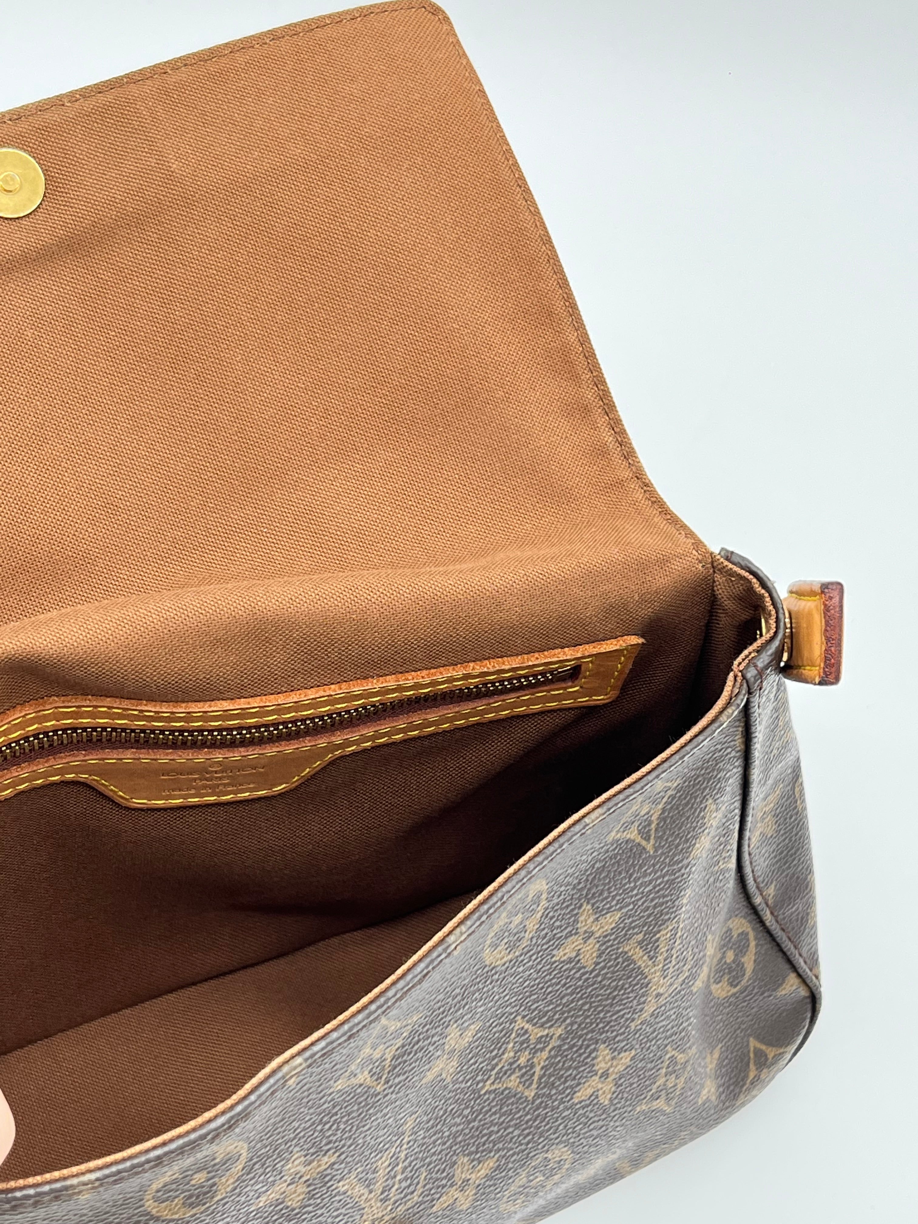 Louis Vuitton Mini Looping