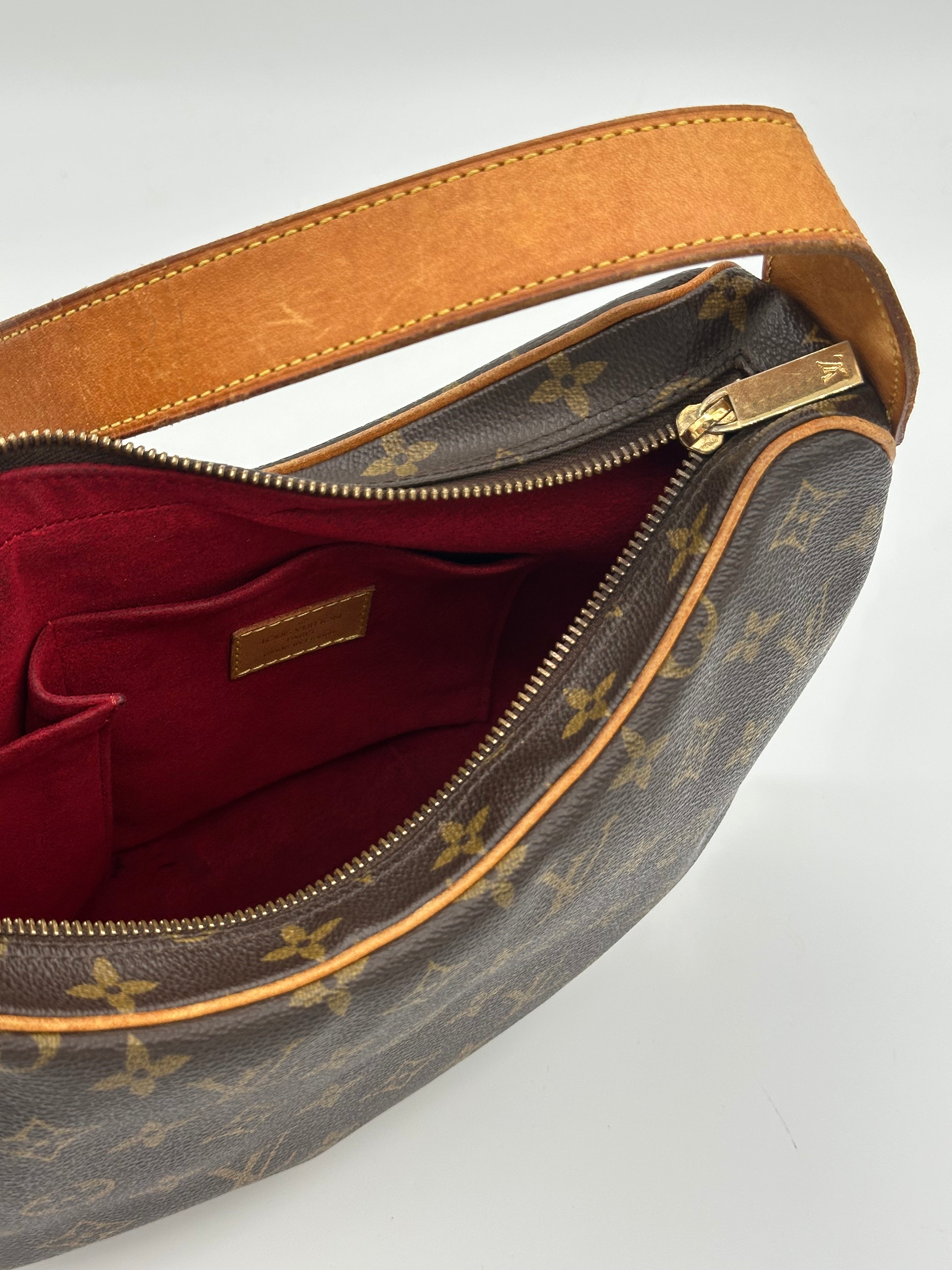 Louis Vuitton Croissant MM