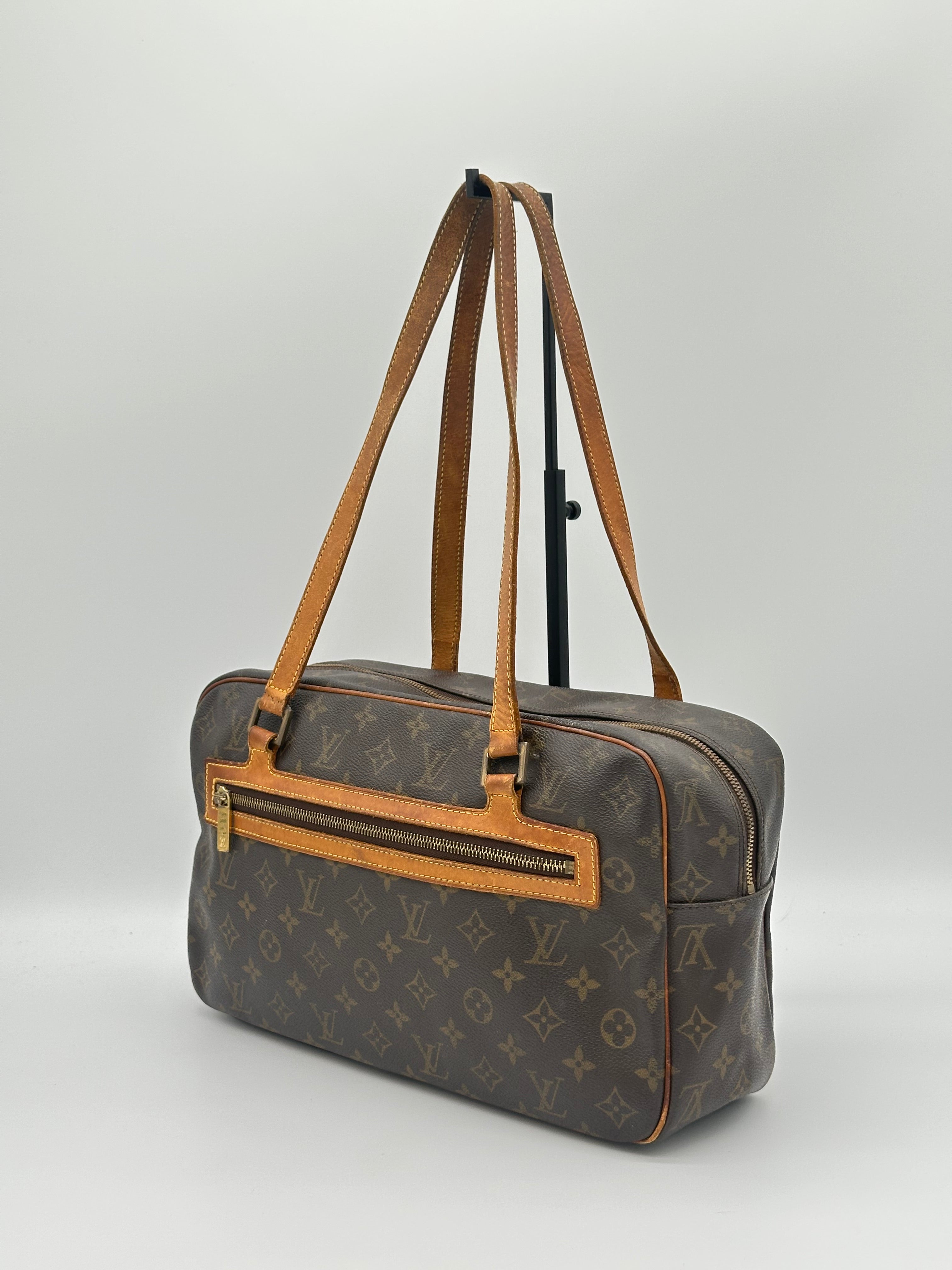 Louis Vuitton Cité GM