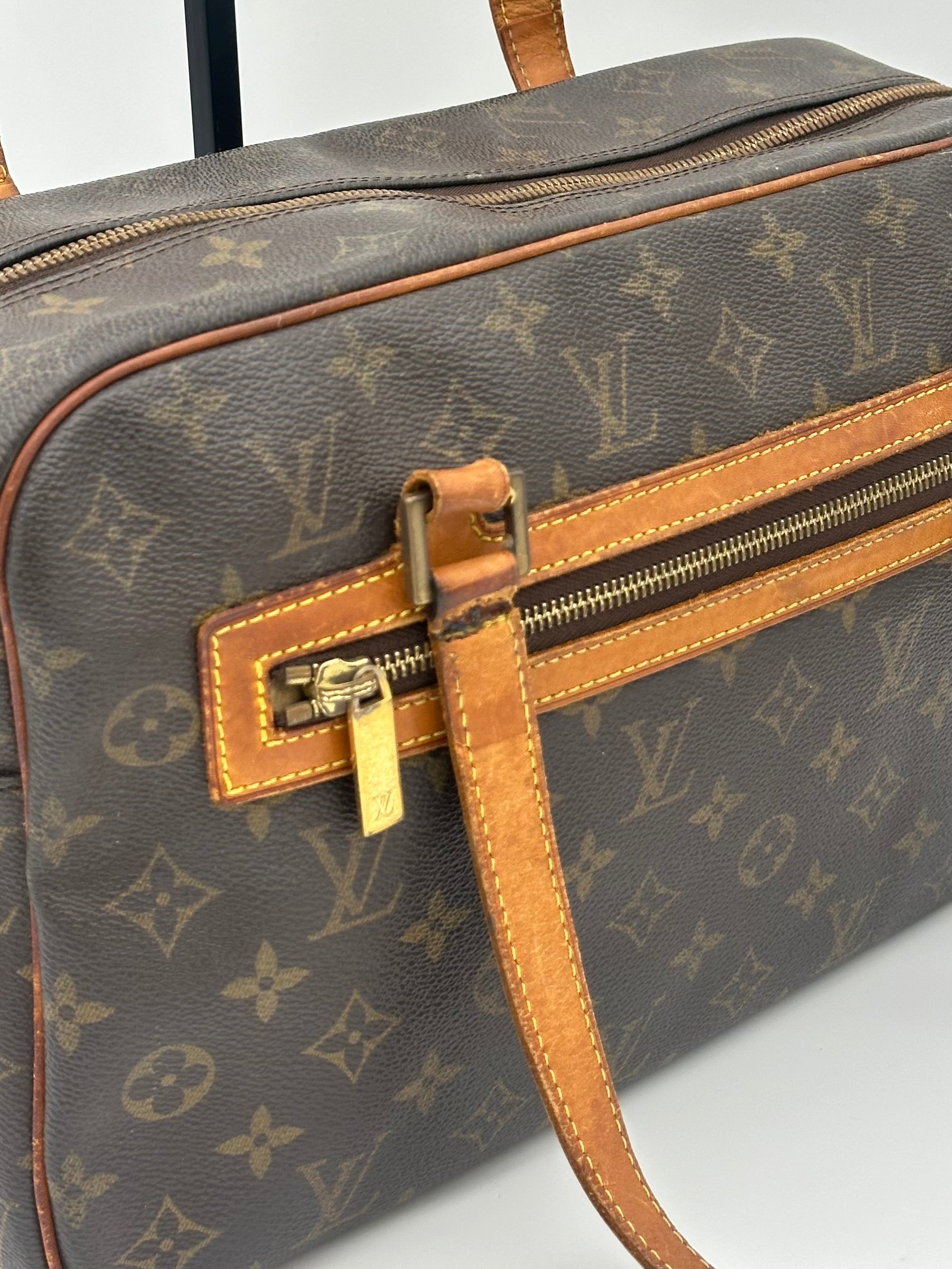 Louis Vuitton Cité GM