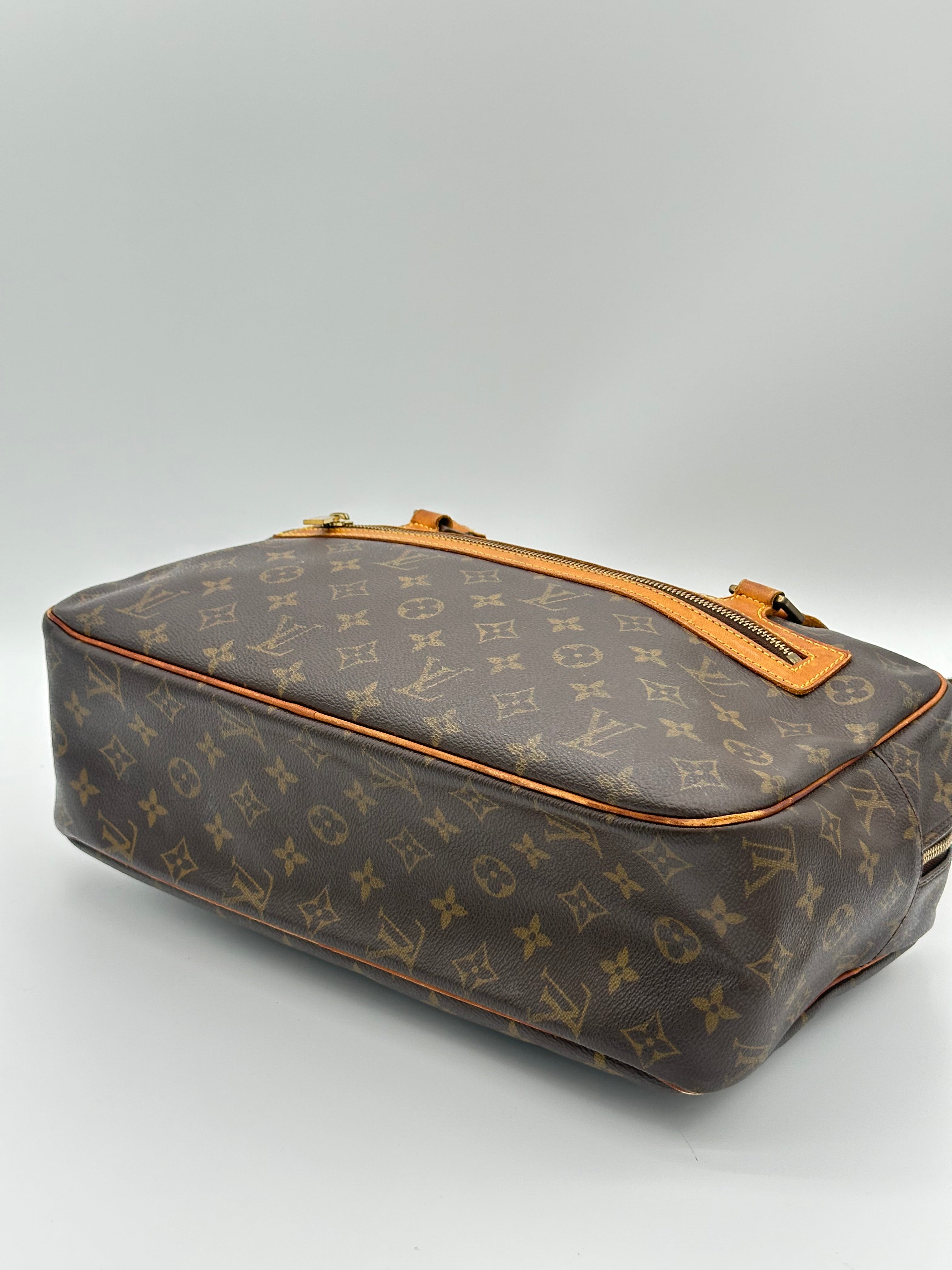 Louis Vuitton Cité GM