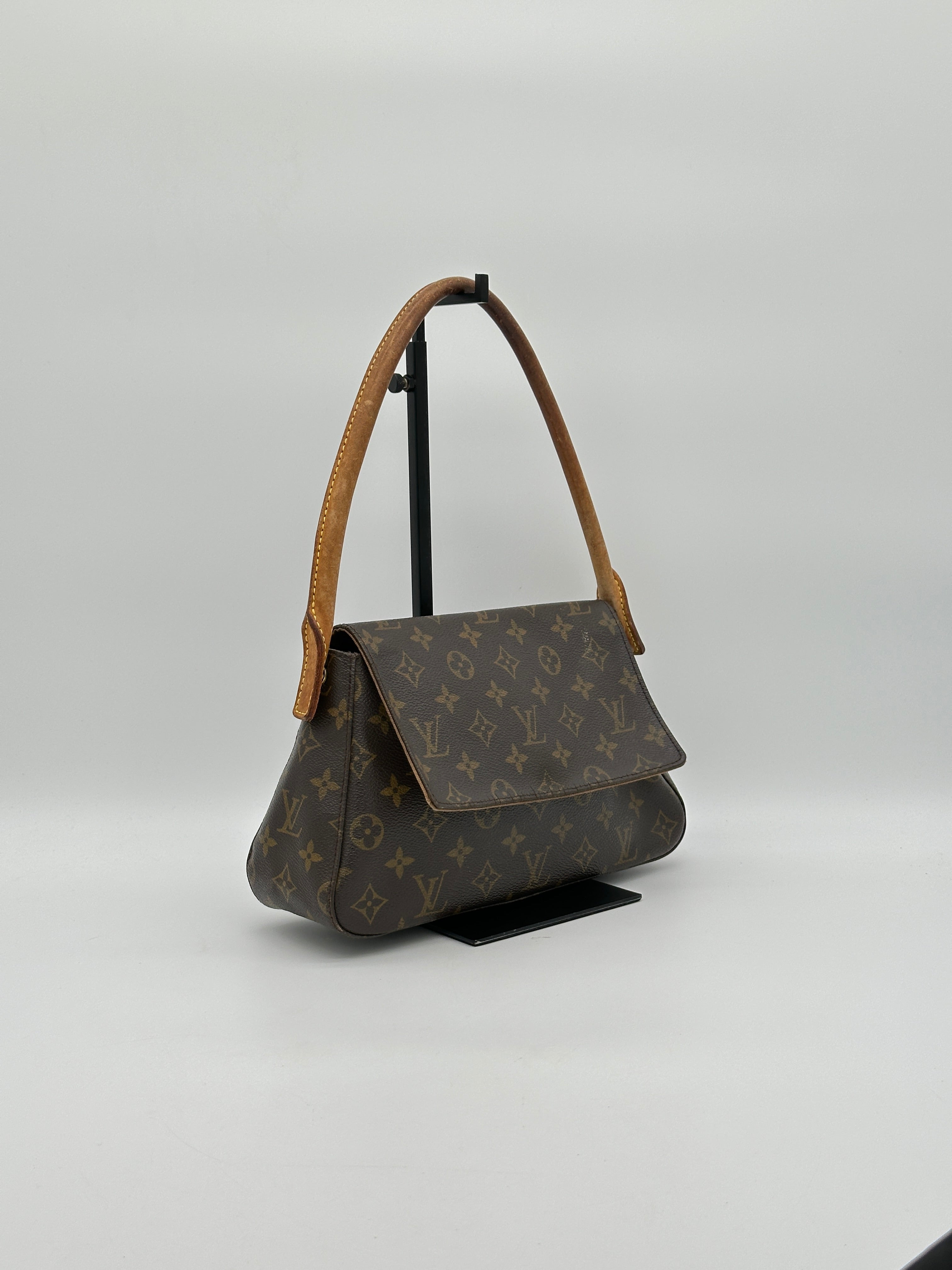 Louis Vuitton Mini Looping