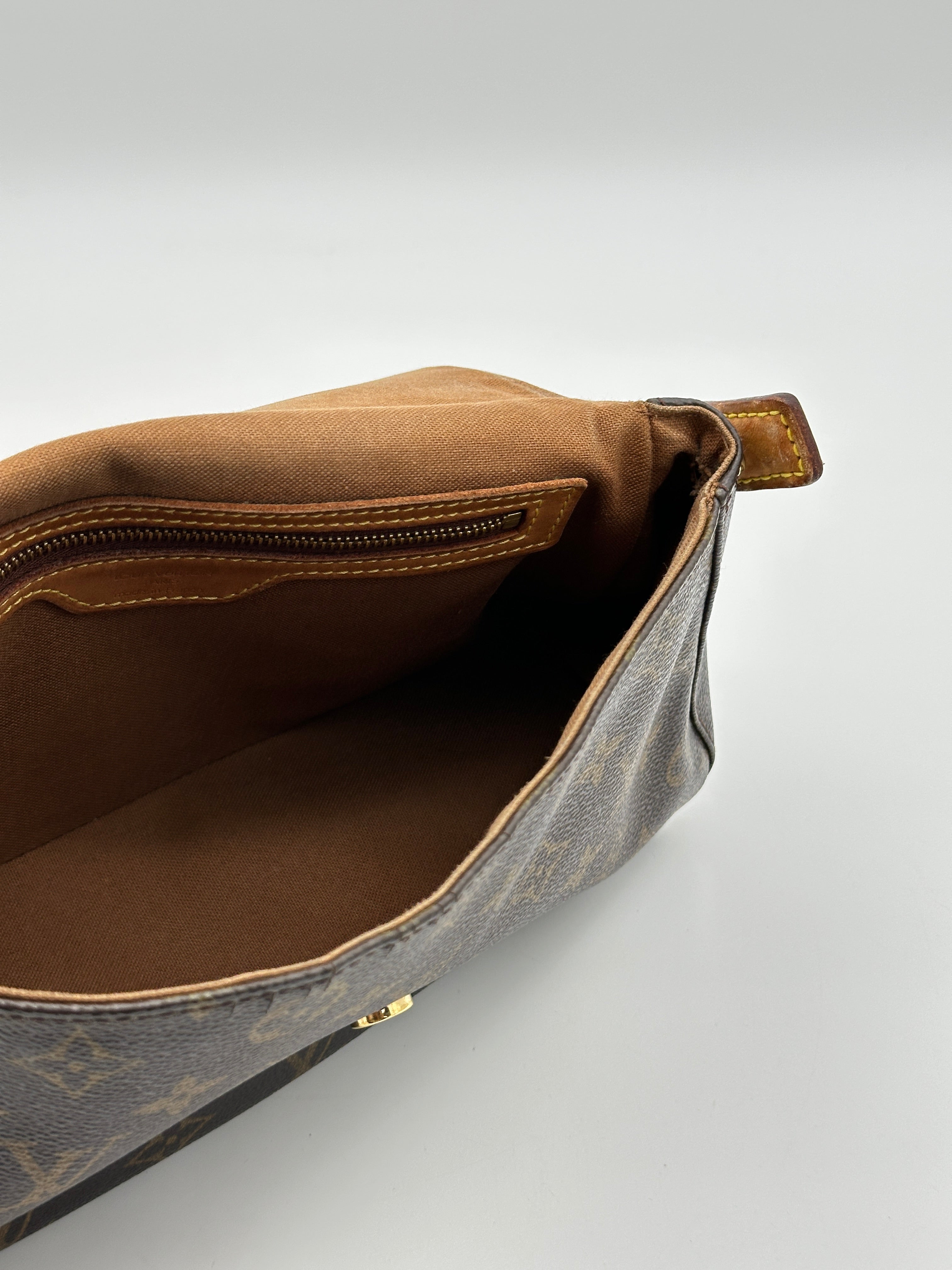 Louis Vuitton Mini Looping