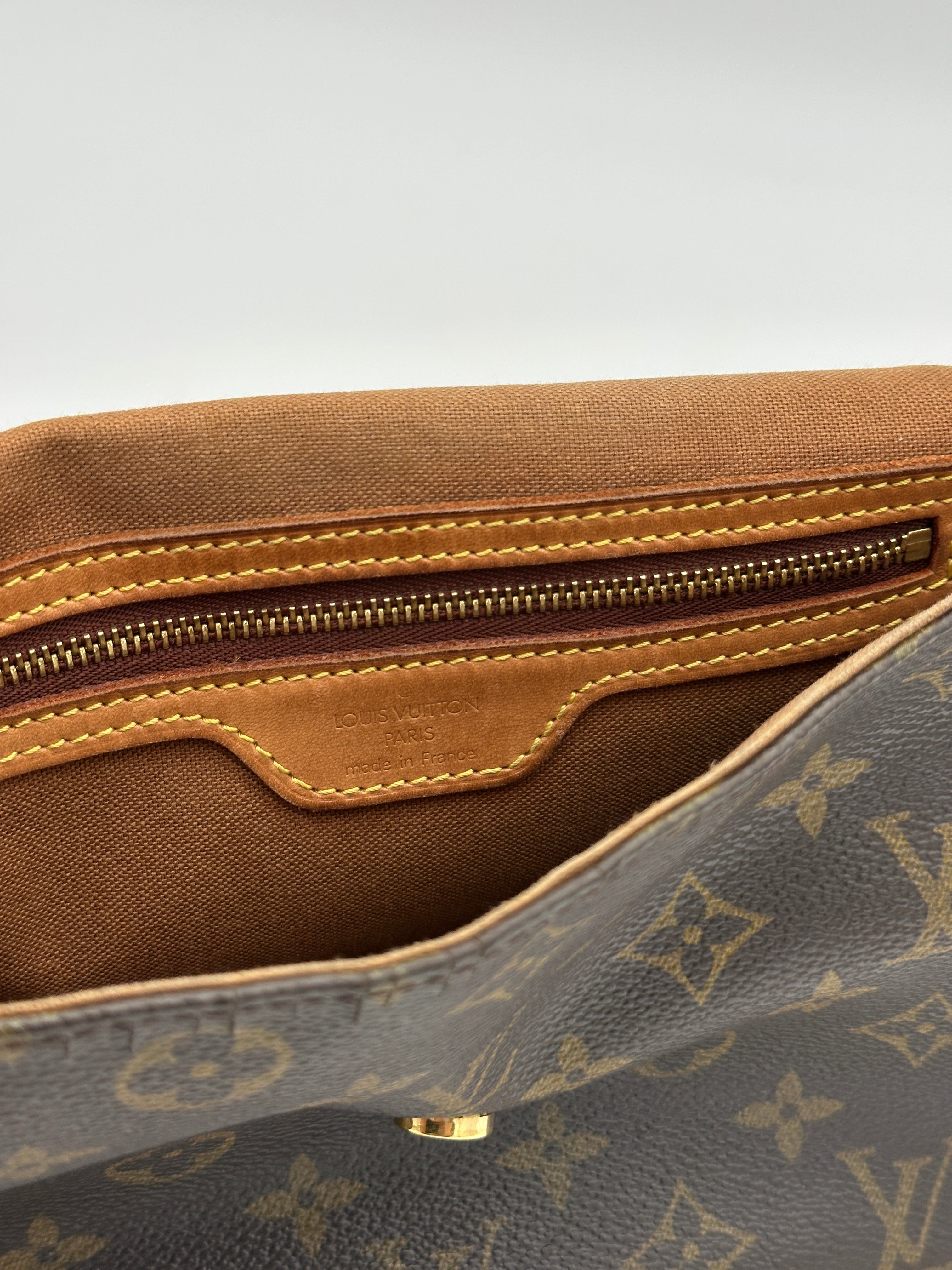 Louis Vuitton Mini Looping