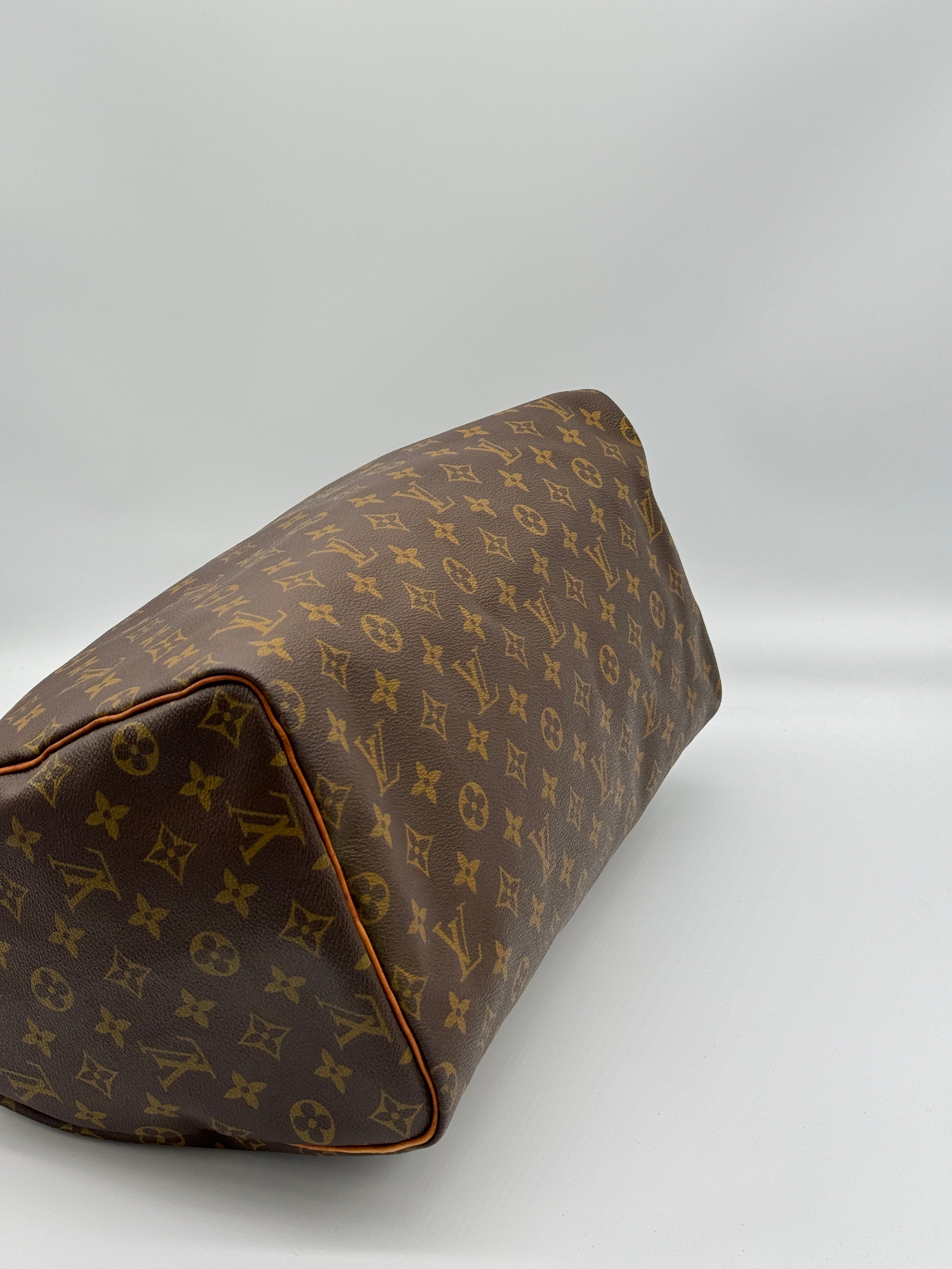 Louis Vuitton Speedy 40