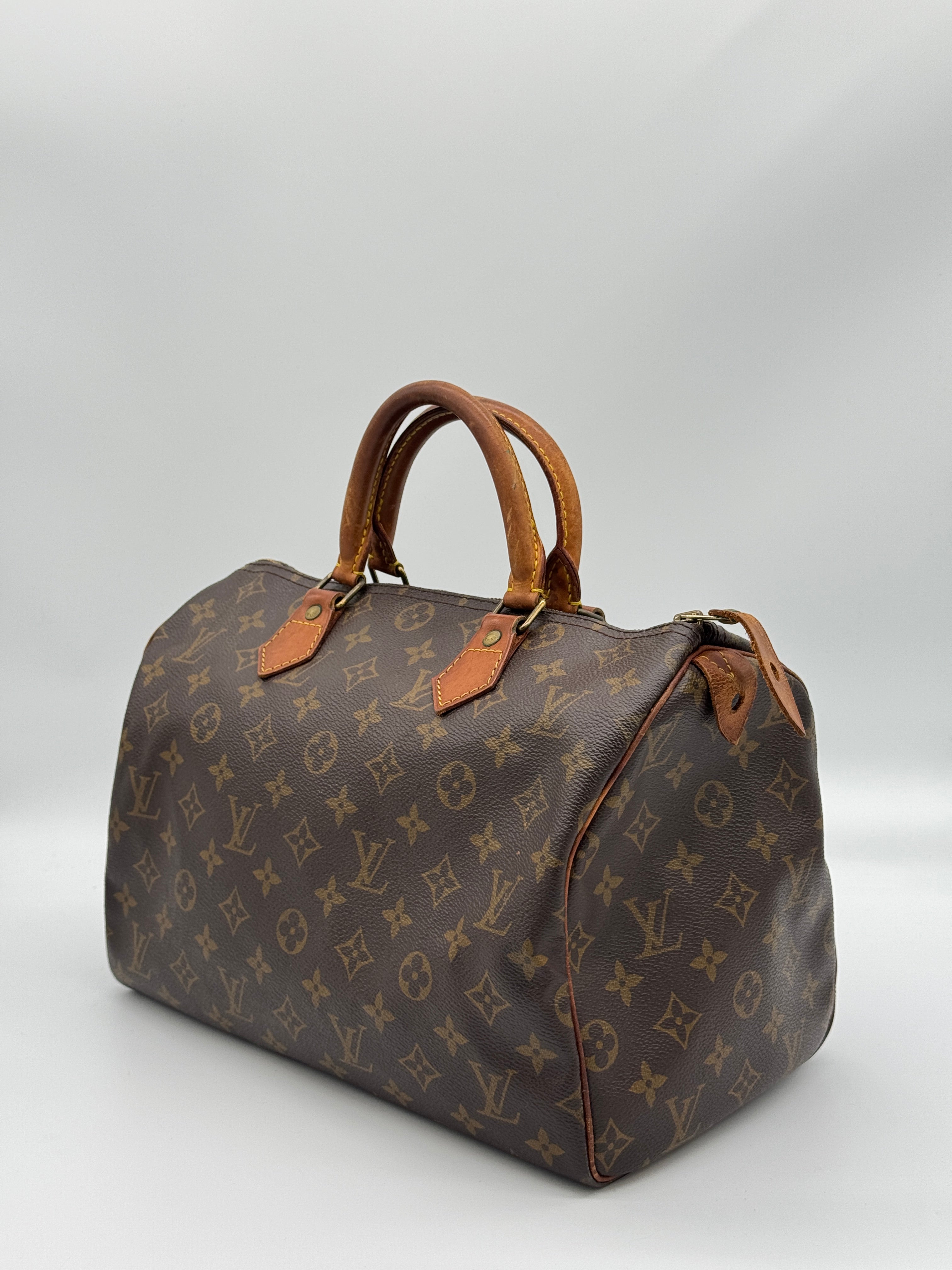 Louis Vuitton Speedy 30