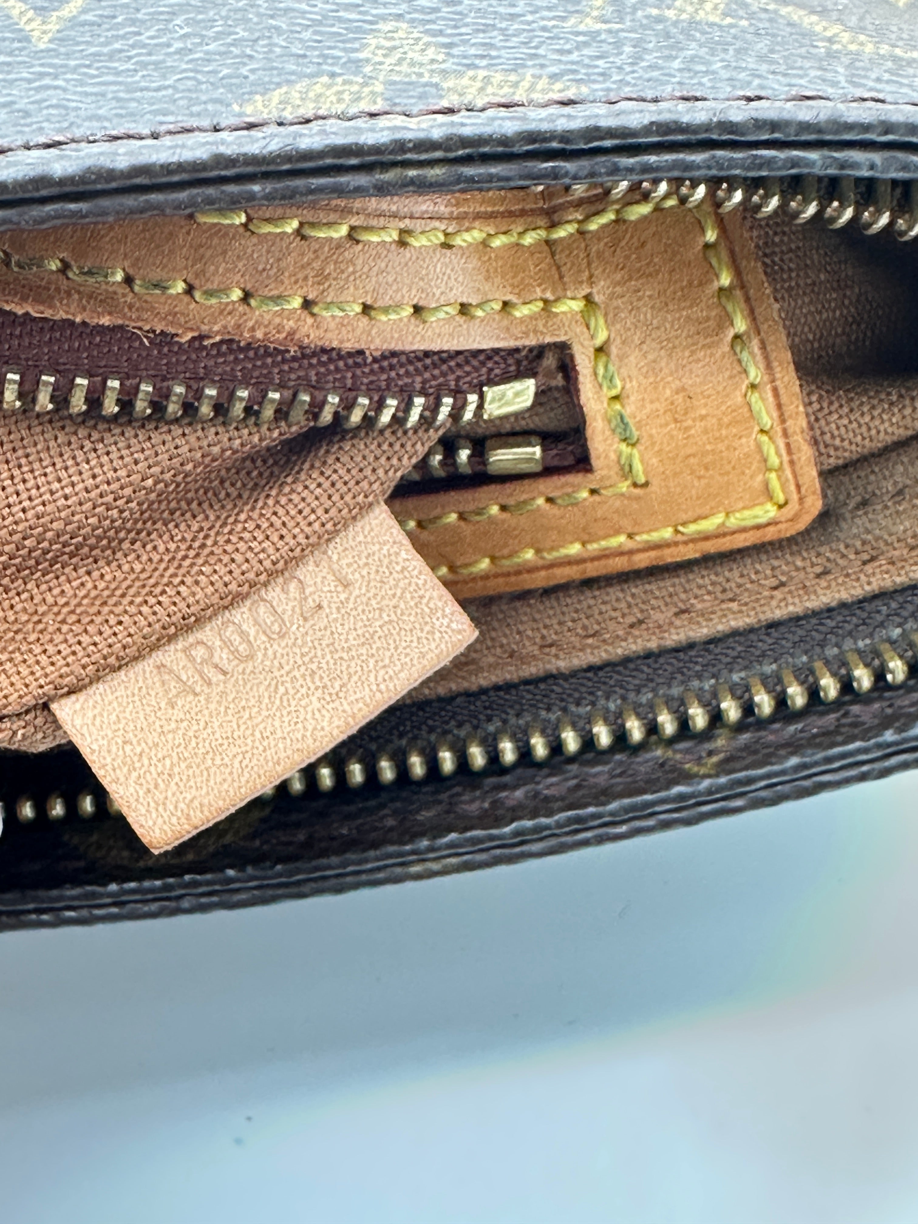 Louis Vuitton Trotteur