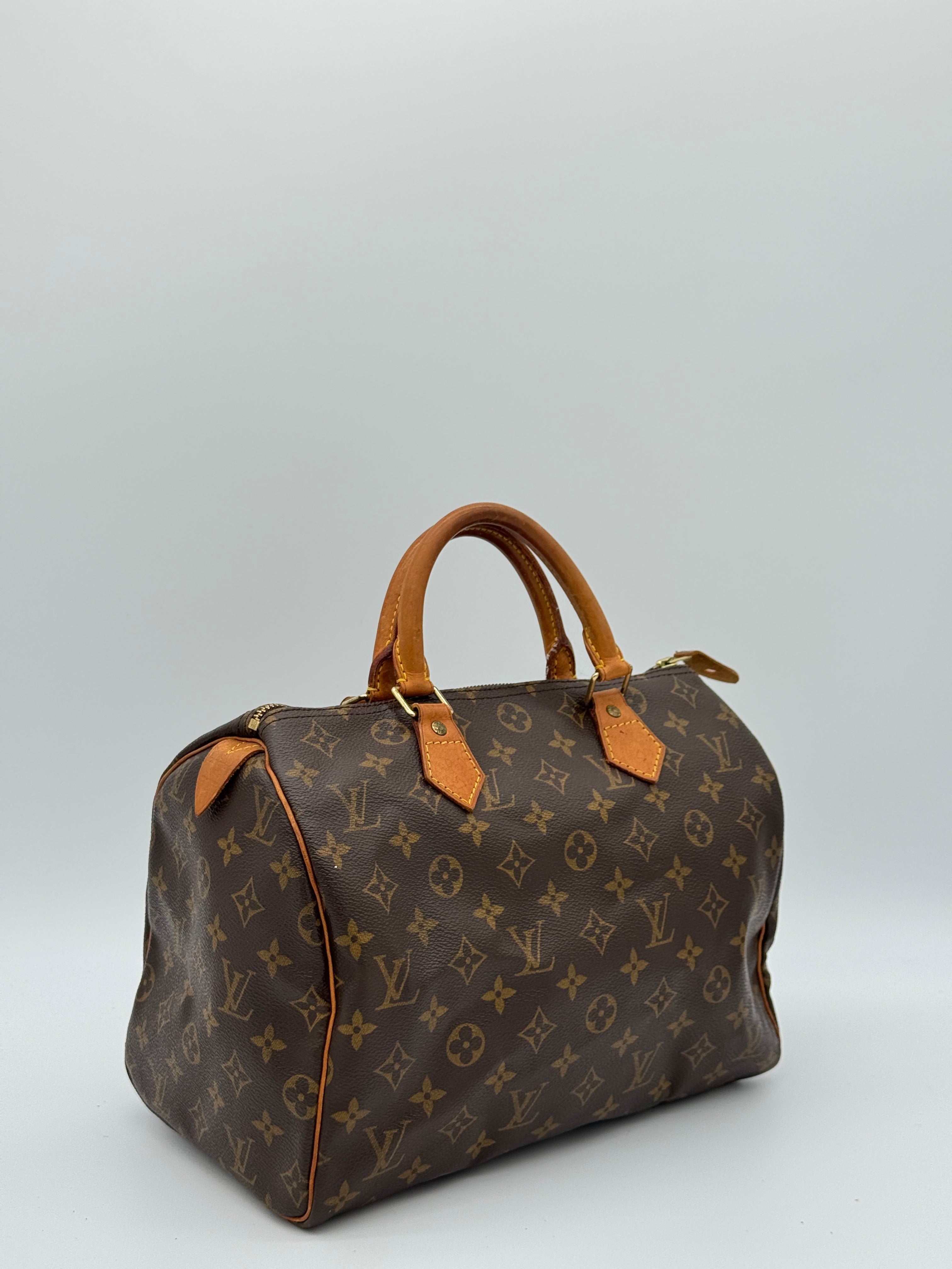 Louis Vuitton Speedy 30