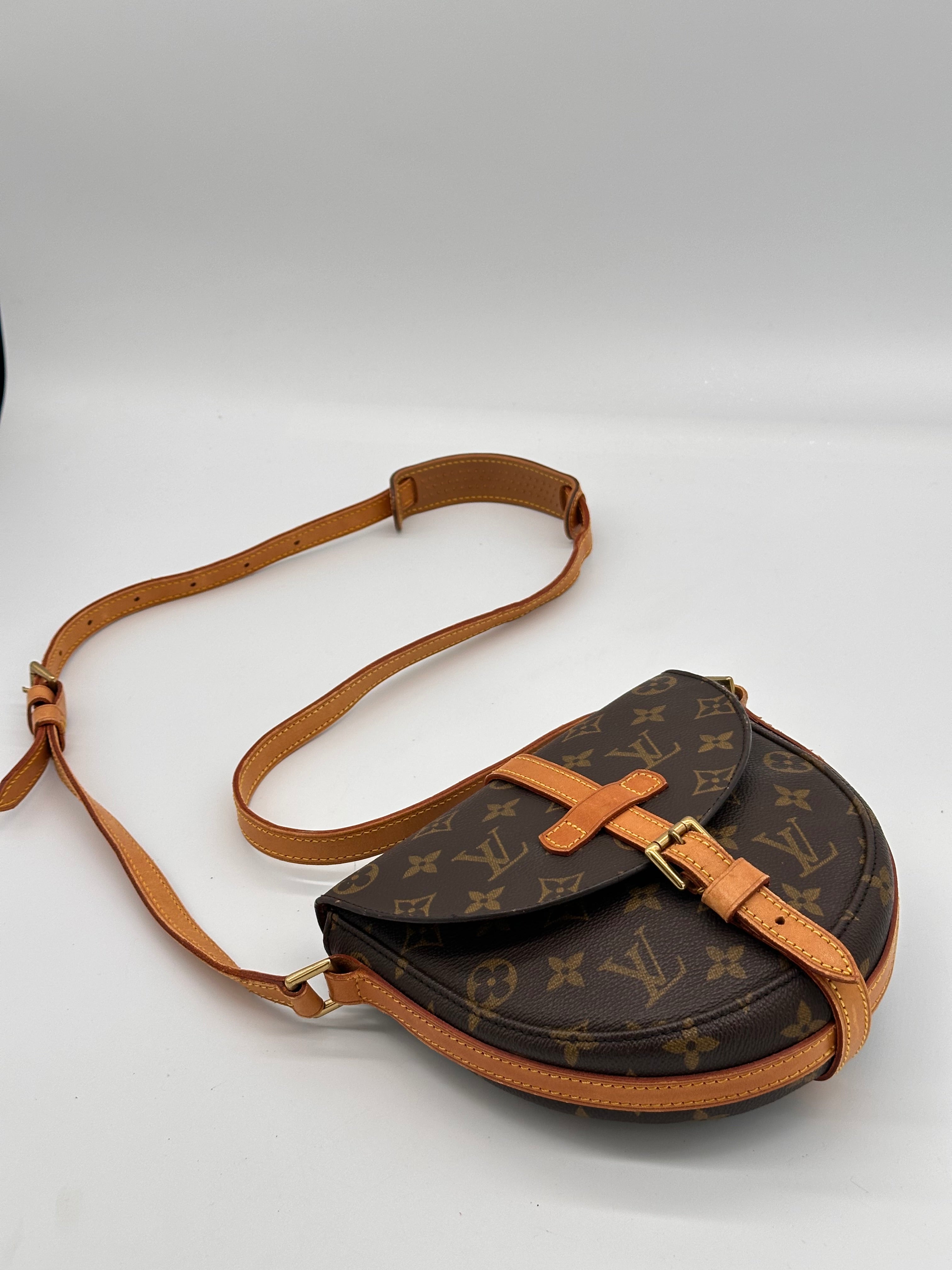 Louis Vuitton Chantilly PM